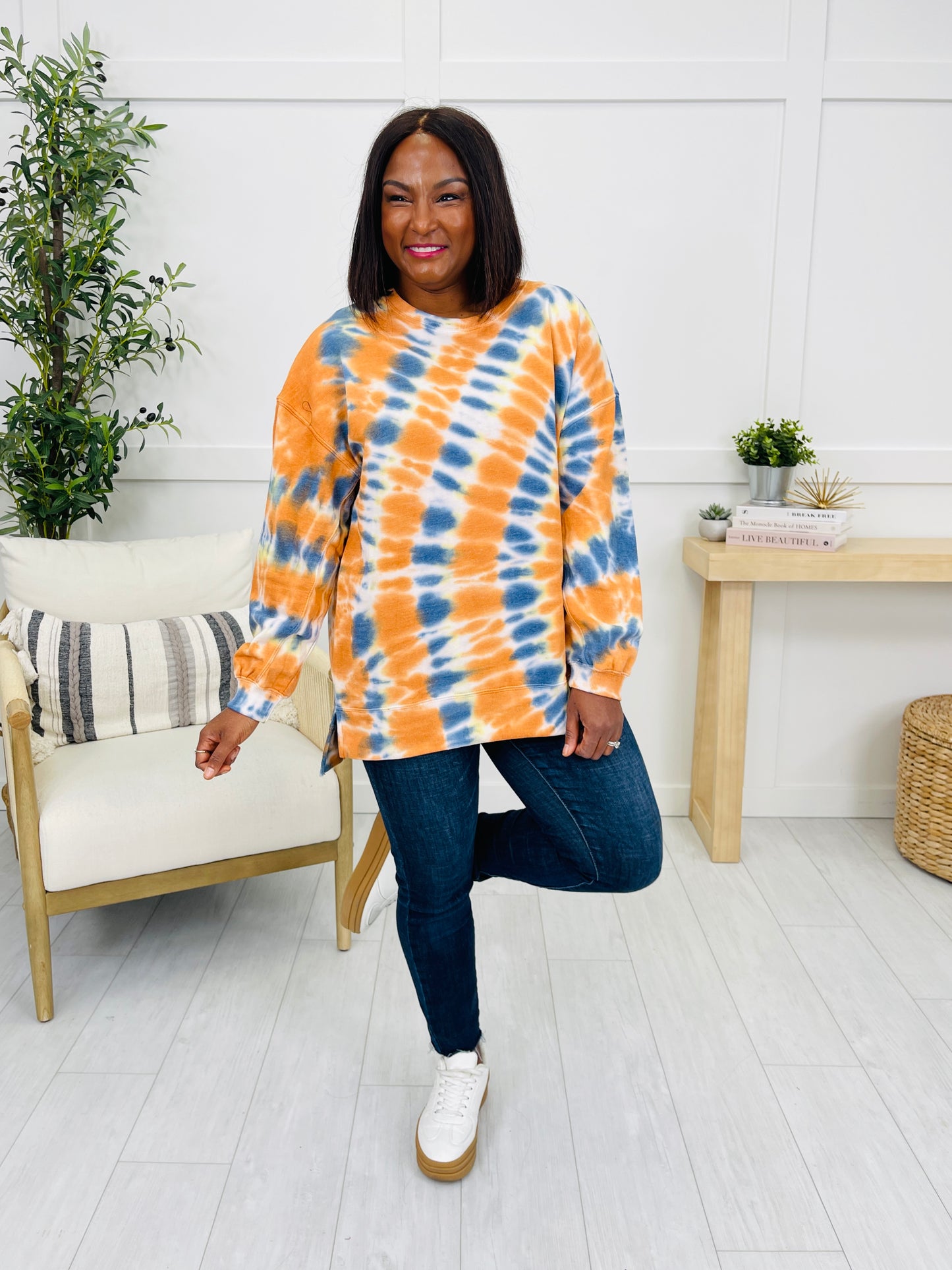 Tie The Vibes Pullover