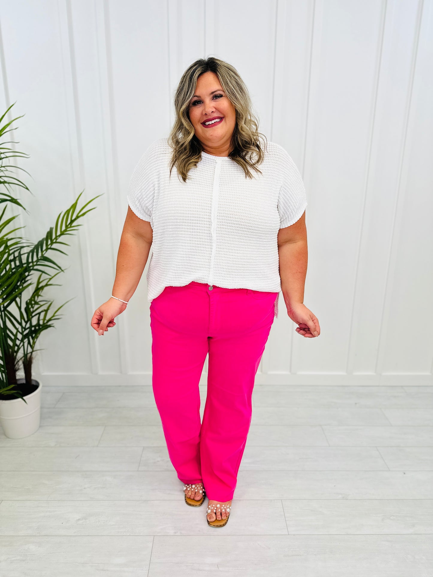 Judy Blue Passionate About Pink Straight Leg Jeans in Reg/Curvy