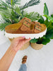 Seaside Stride Sandals In Cognac
