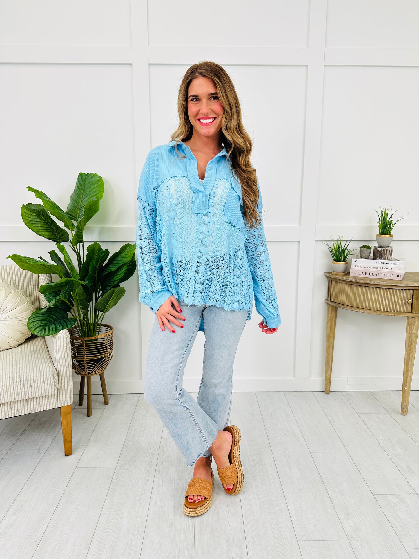 Everyday Lovely Pullover in Pure Water