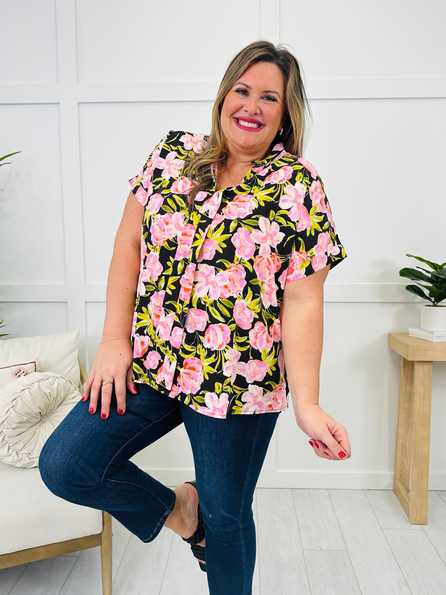 REG/CURVY Happiness In Bloom Top