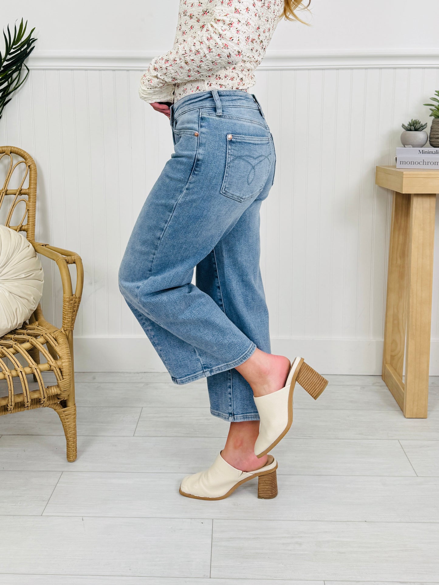 Judy Blue Spring Forward Cropped Wide Leg Jeans