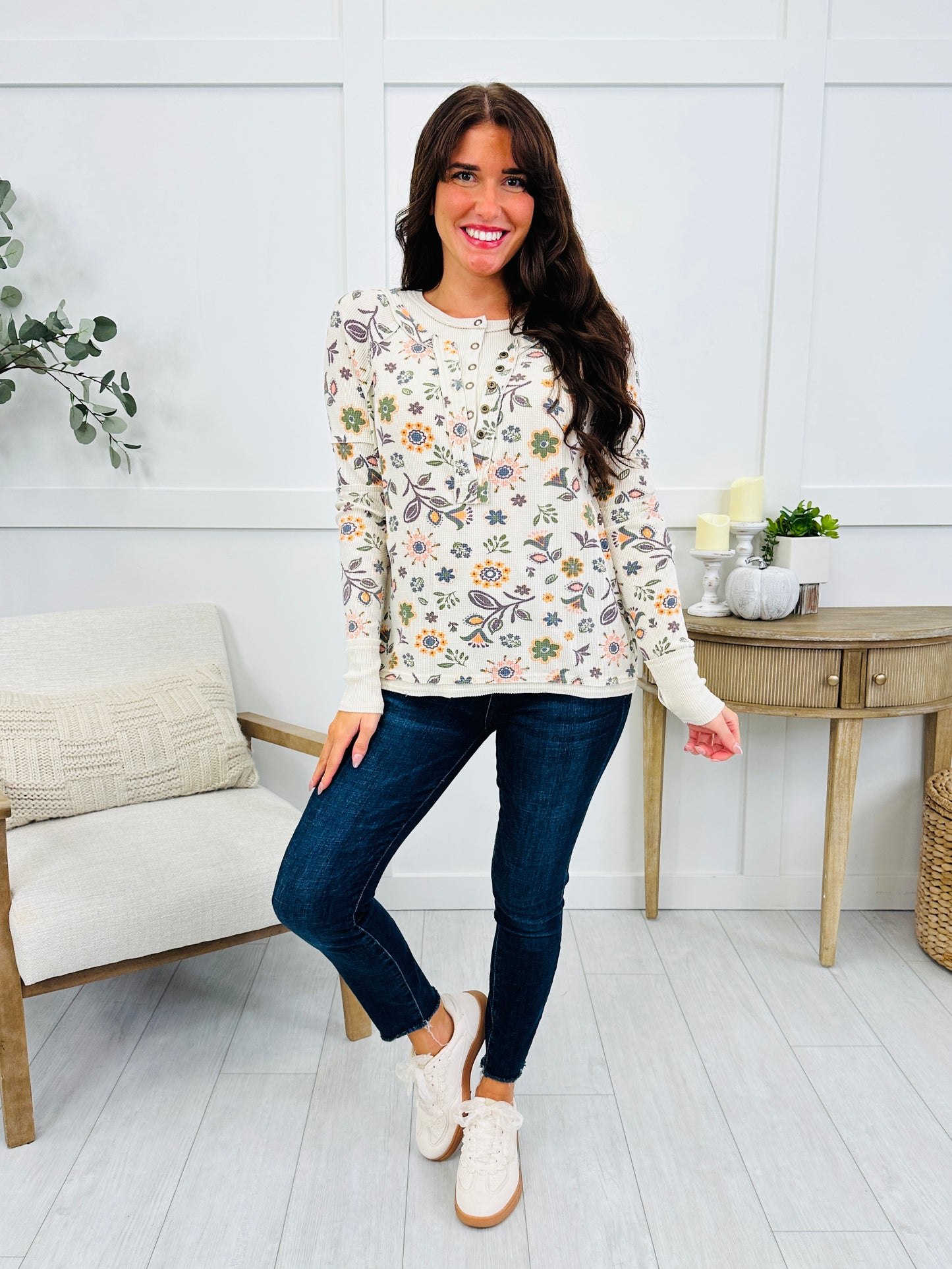 Wildflower Weekend Top In Ecru