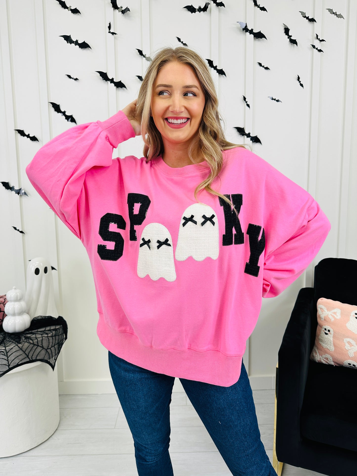 Spooky Storyline Pullover