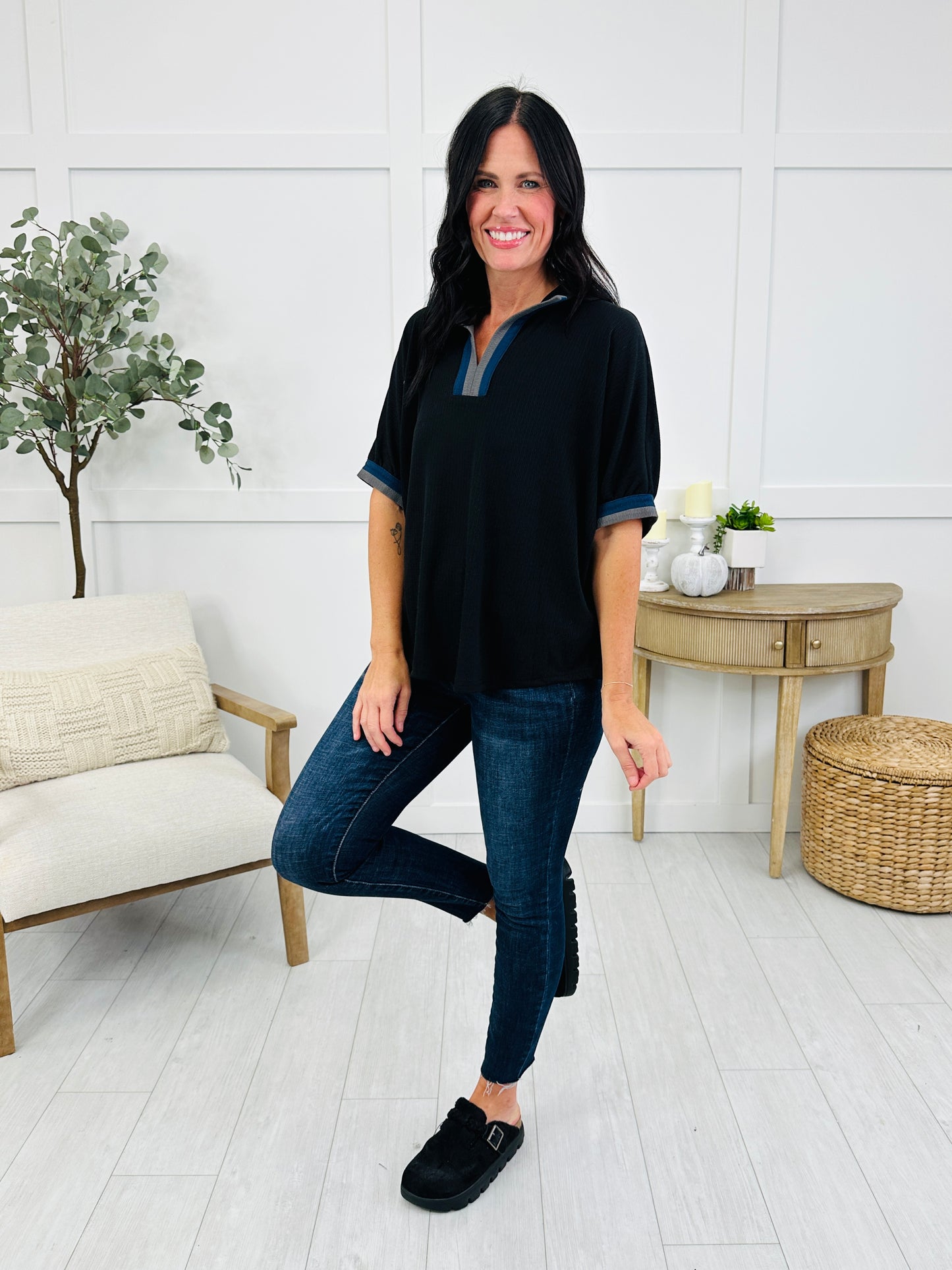 Country Club Chic Top In Black