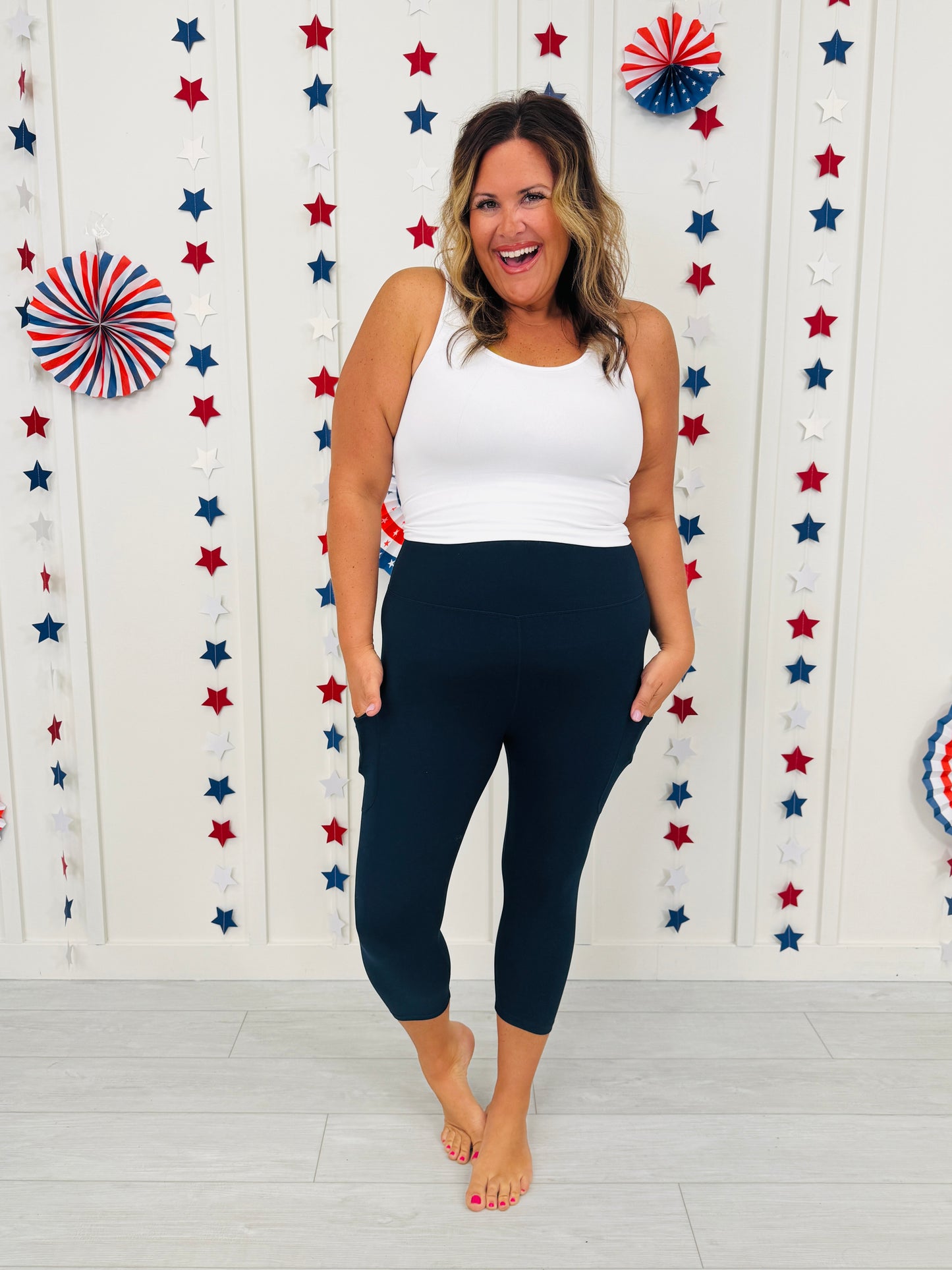 MOCO Exclusive Navy Capri Leggings