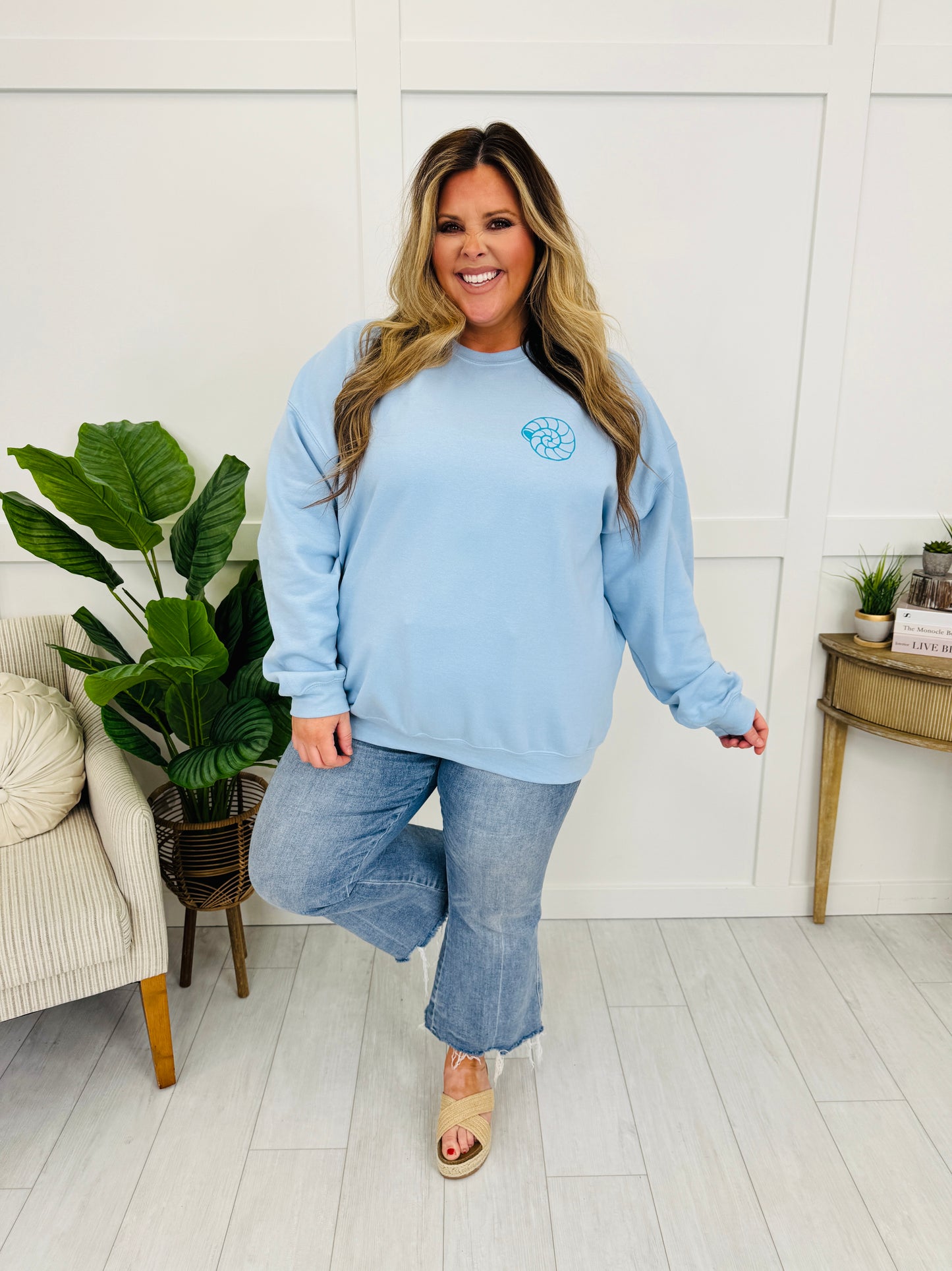 Seas The Day Graphic Crewneck Sweatshirt