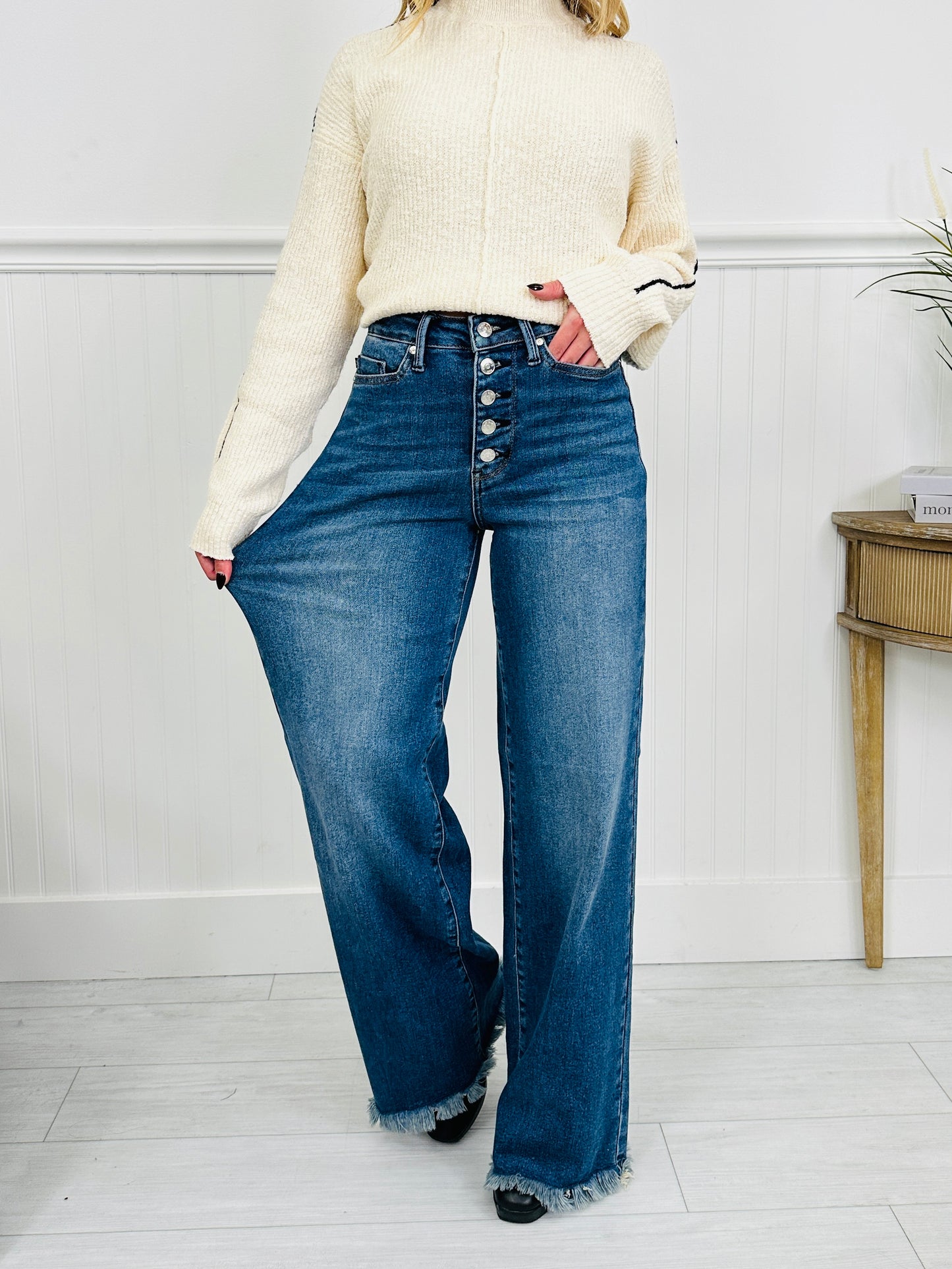 Judy Blue Touch of The Button Column Jeans