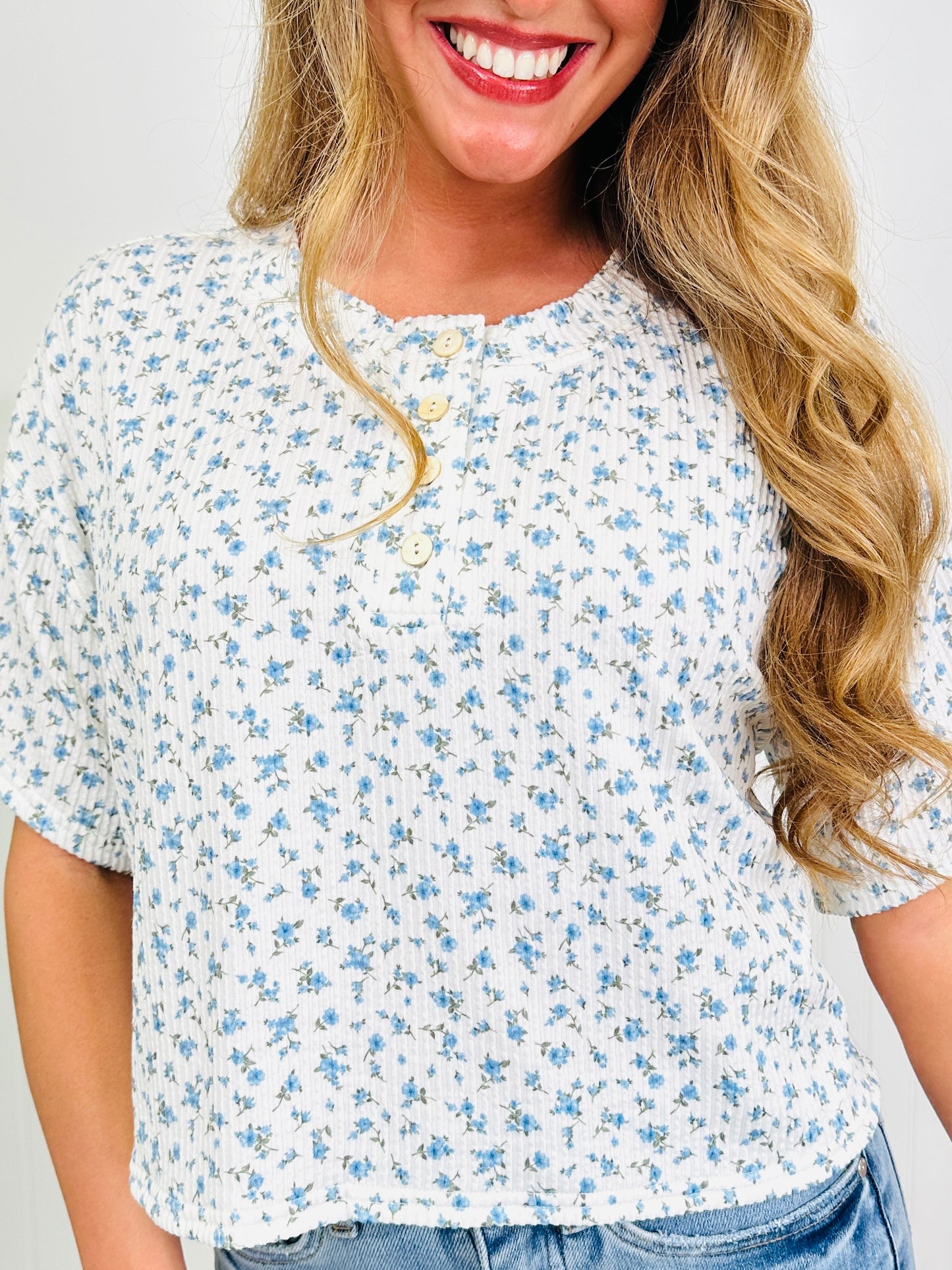 Porcelain Petal Top In Blue
