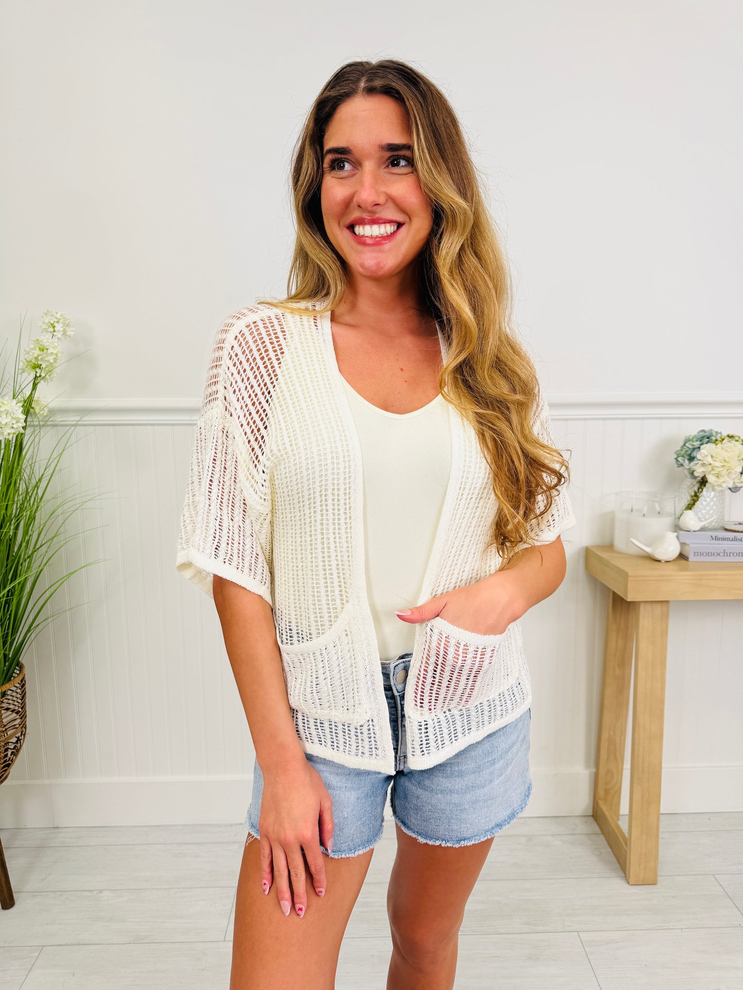 Shore Thing Cardigan in Ivory