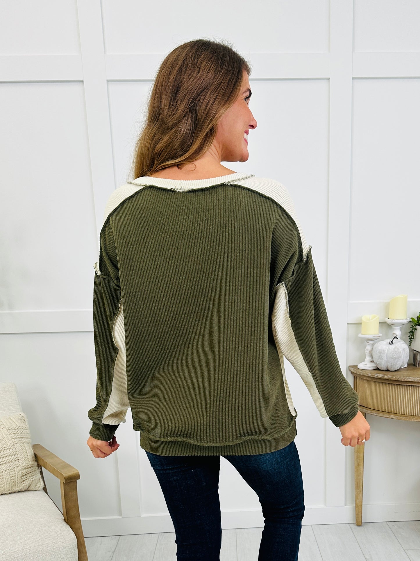 Café Cozy Sweatshirt In Olive