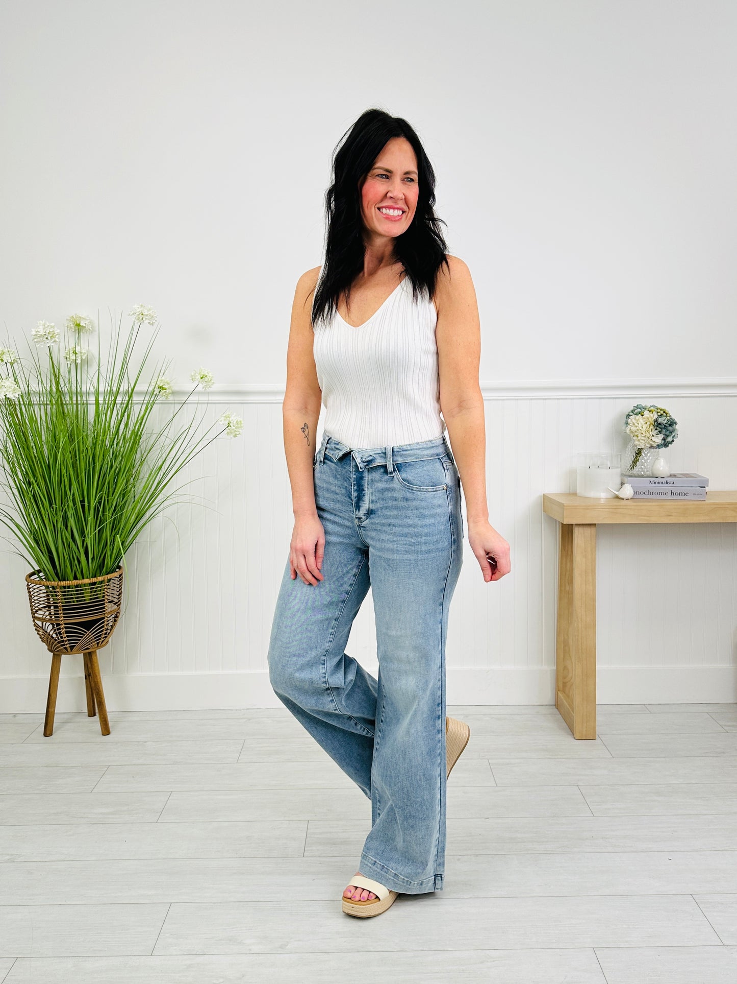 Judy Blue Right on Trend Retro Wide Leg Jeans