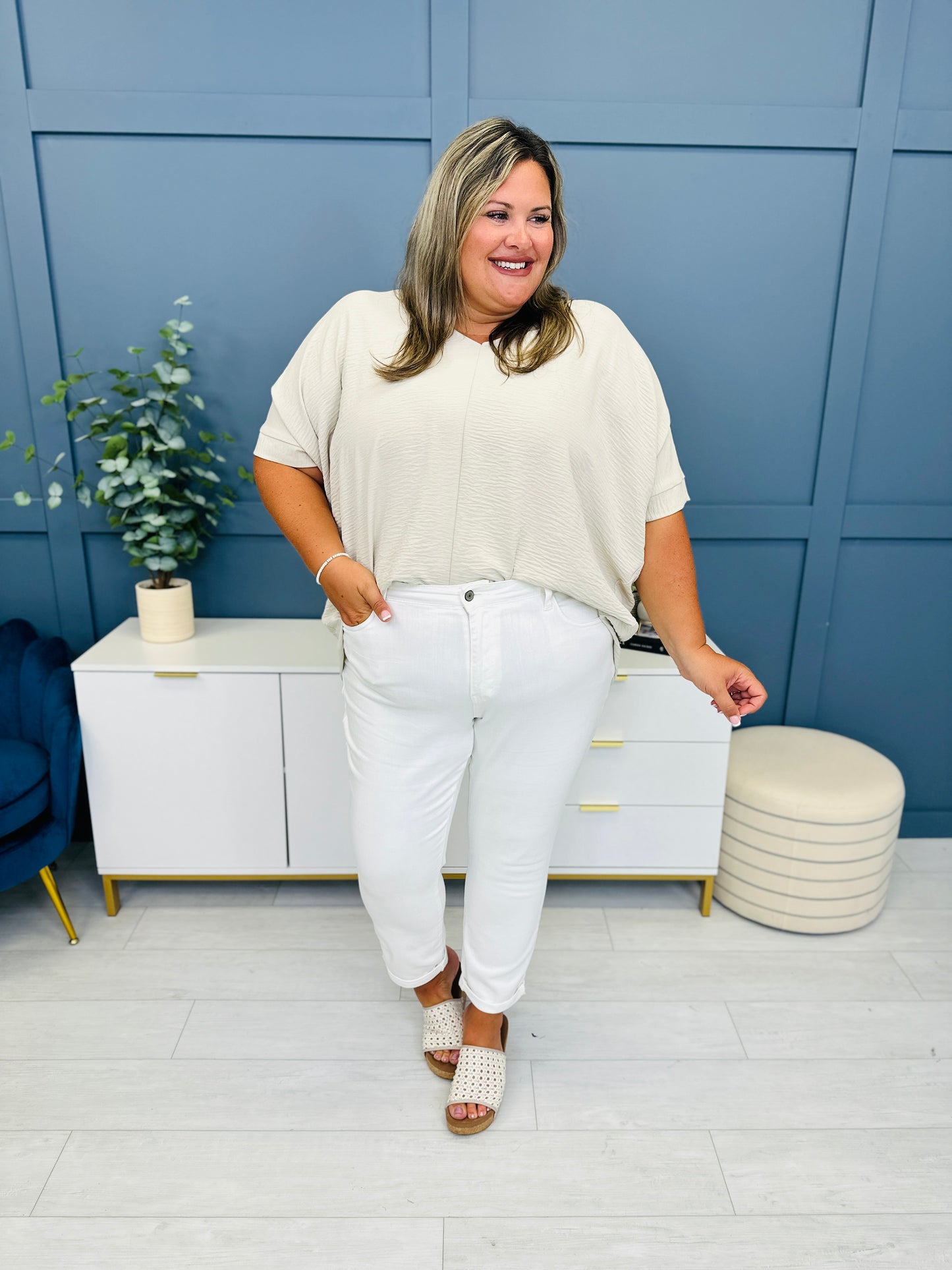 Judy Blue Perfect Match White Double Cuff Boyfriend Jeans in Reg/Curvy