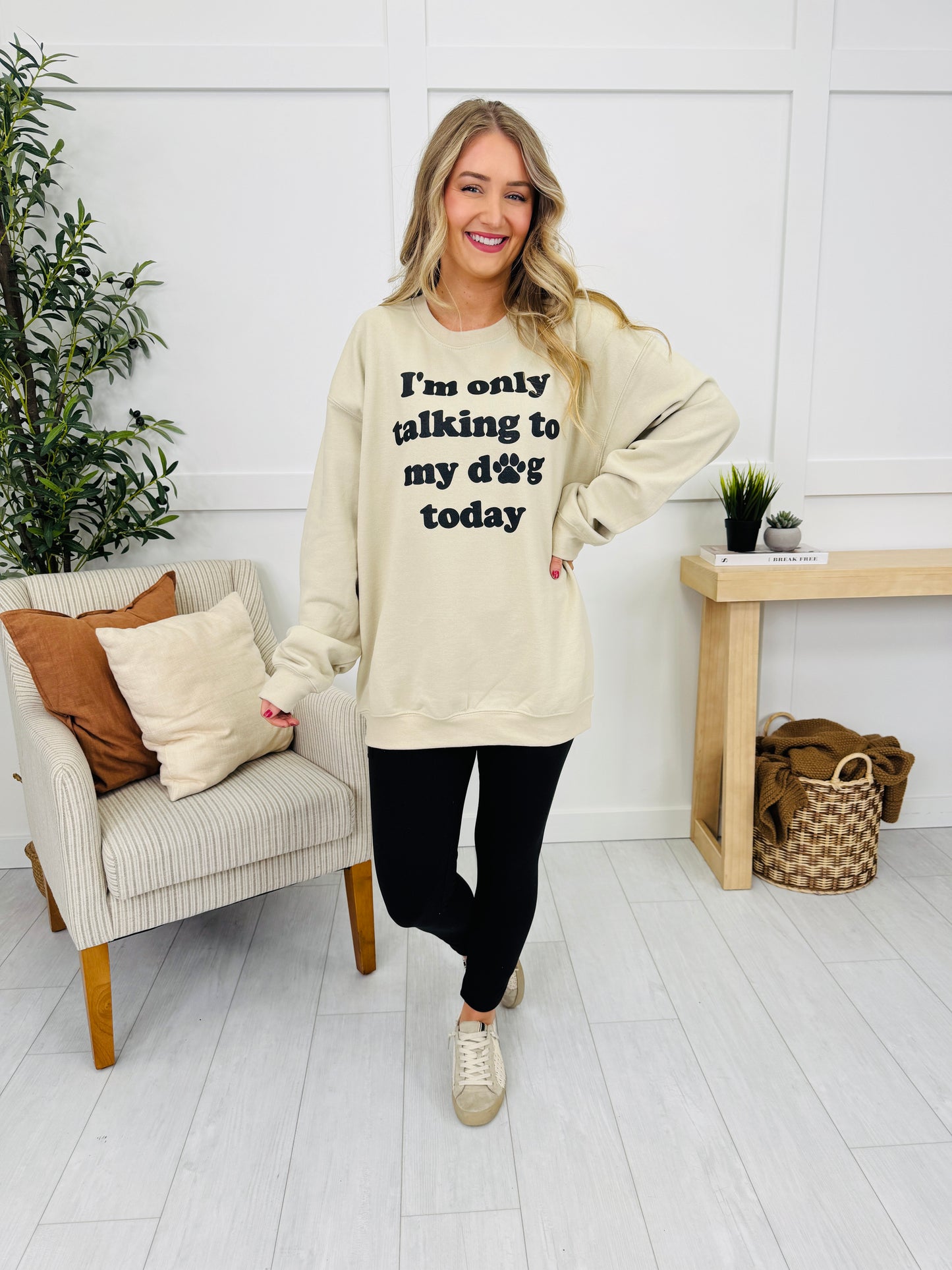 Only Talking To My Dog Graphic Crewneck Sweatshirt