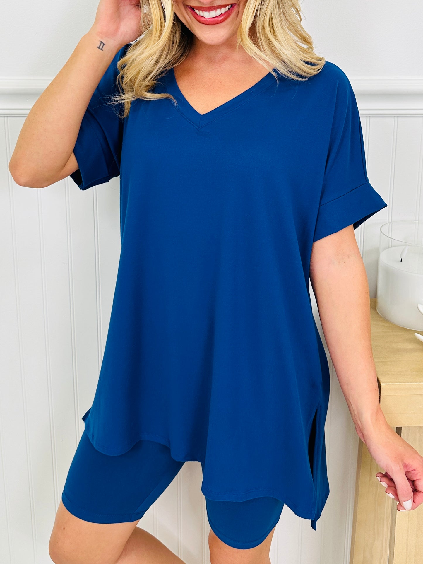 Set The Trend Set In Multiple Colors