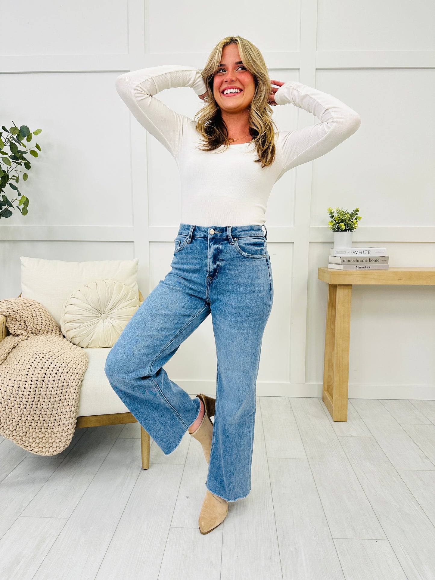 Mica Easy Breezy Wide Leg Jeans in Reg/Curvy