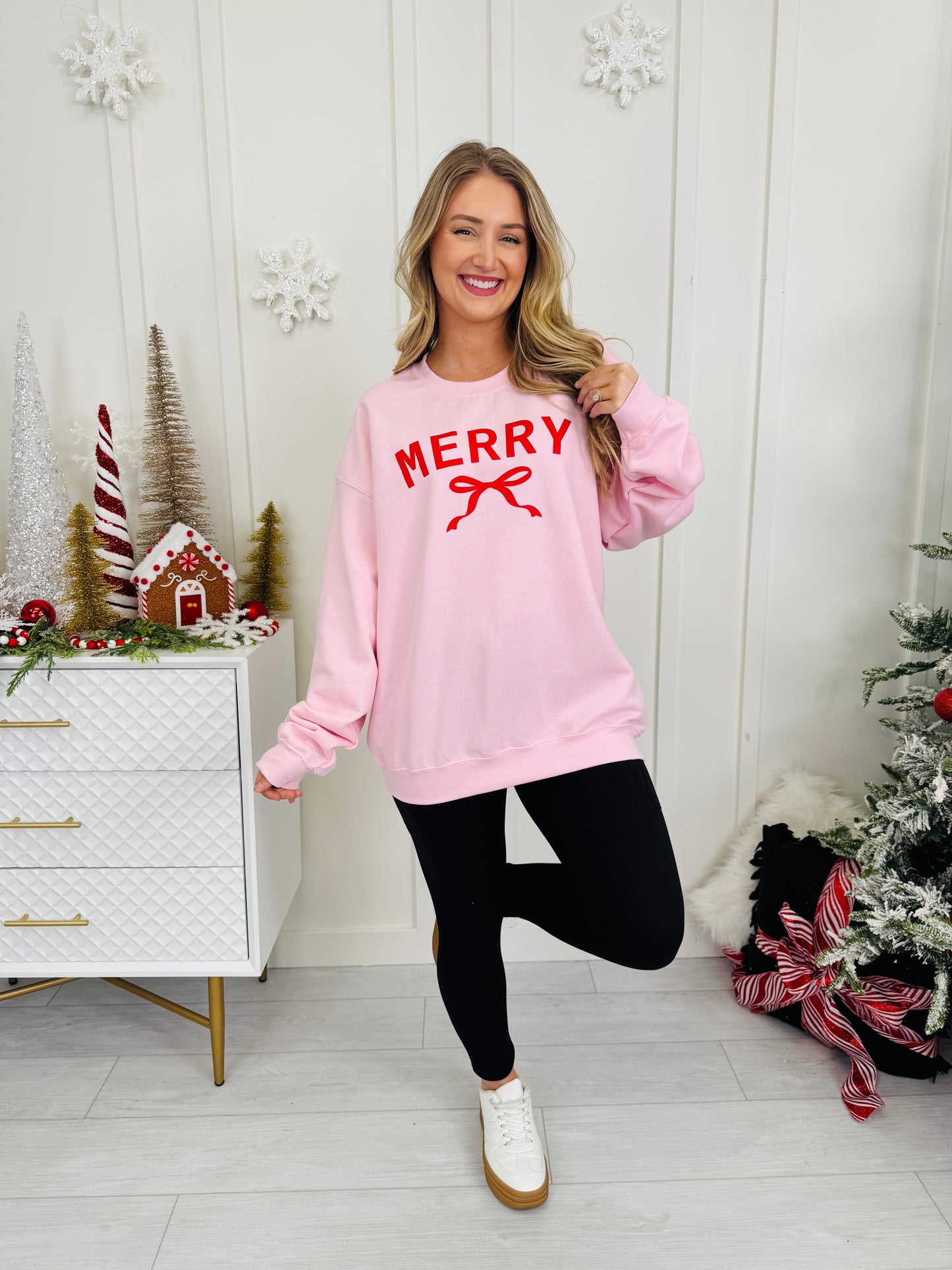 Merry With Ribbon Graphic Crewneck Sweatshirt