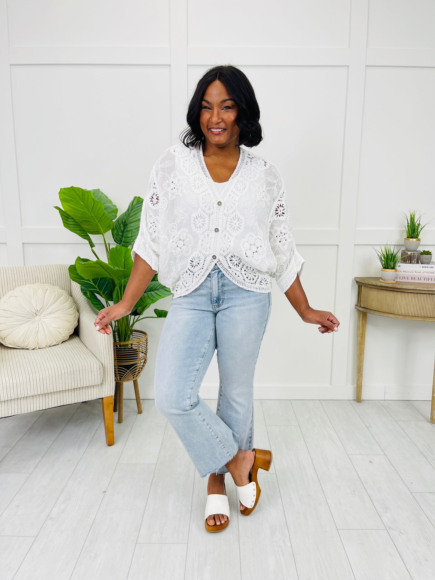 Garden of Threads Cardigan In Off White