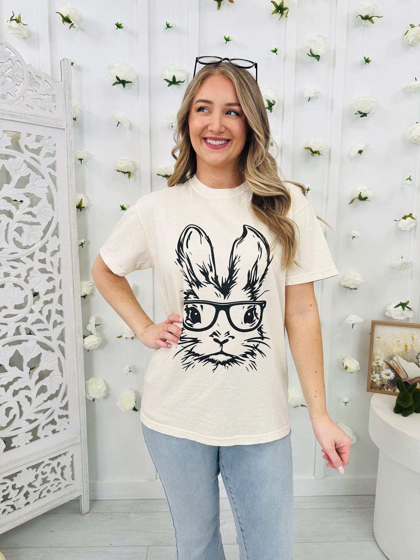 Bunny With Glasses Graphic Tee in Multiple Colors