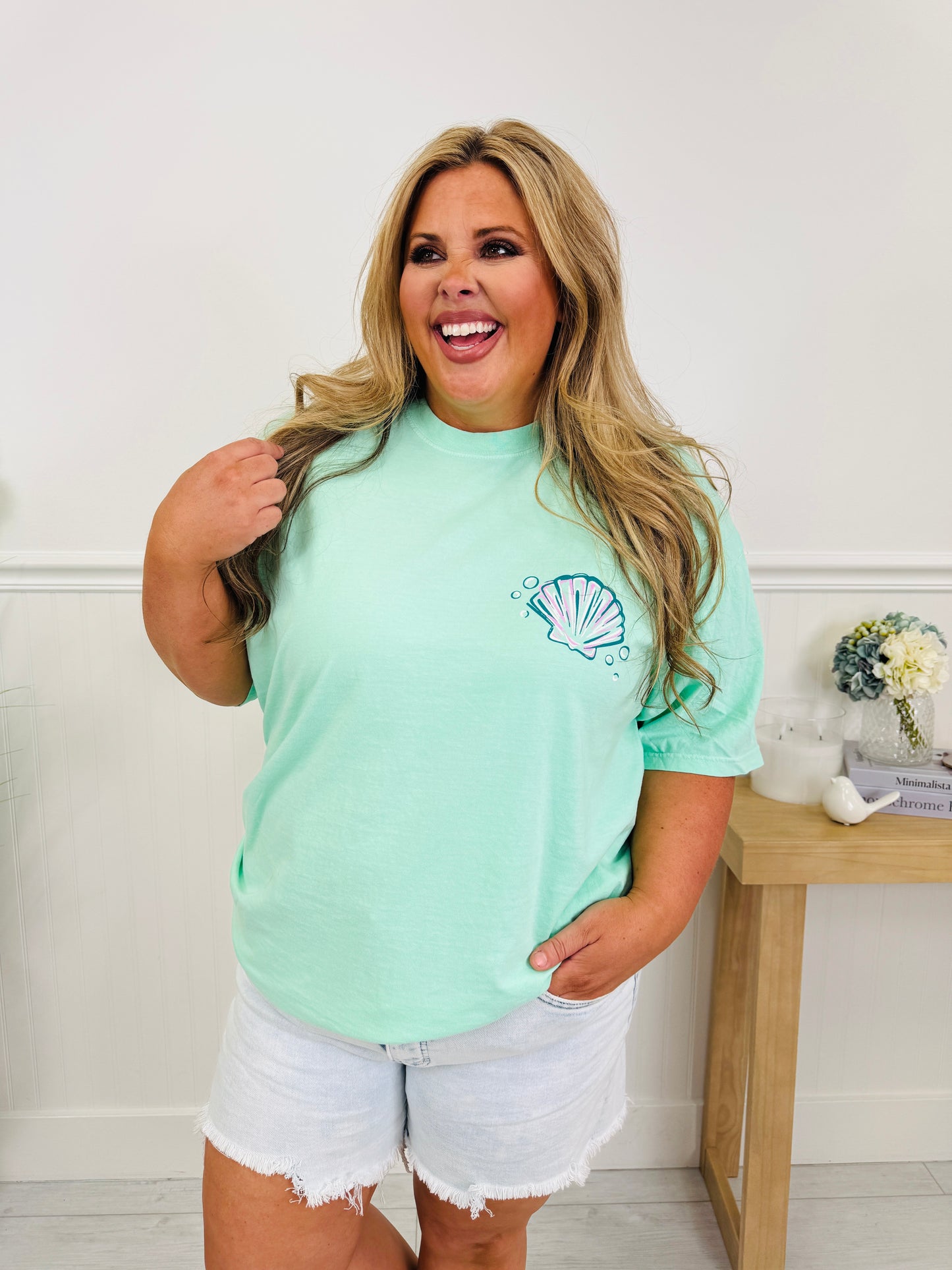 Seashell Sketch Graphic Tee
