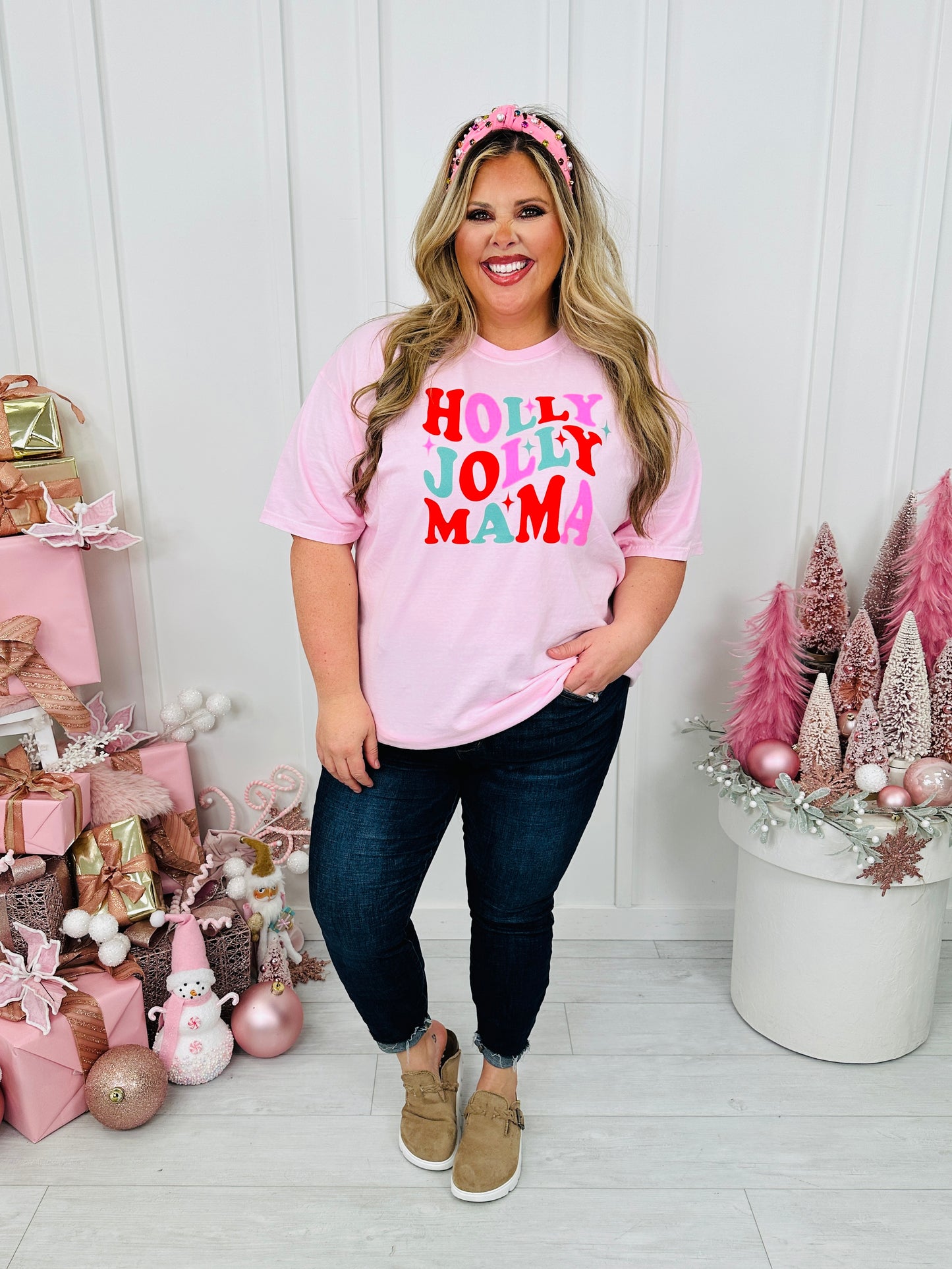 Holly Jolly Mama Graphic Tee