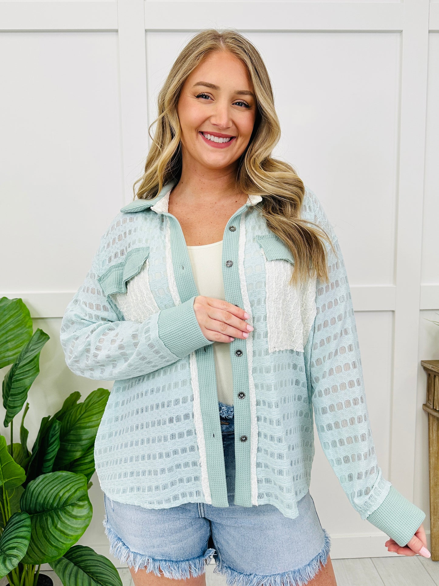 Salt Air Pocket Top In Mint