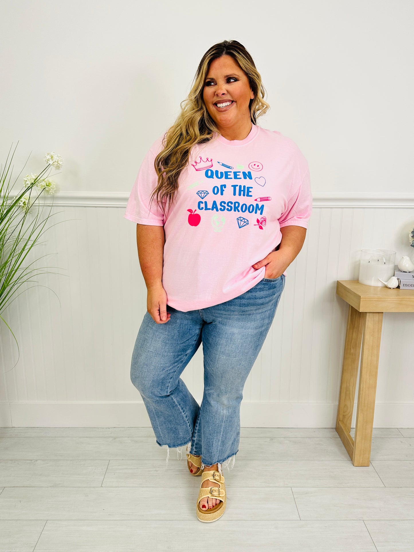 Queen Of The Classroom Graphic Tee