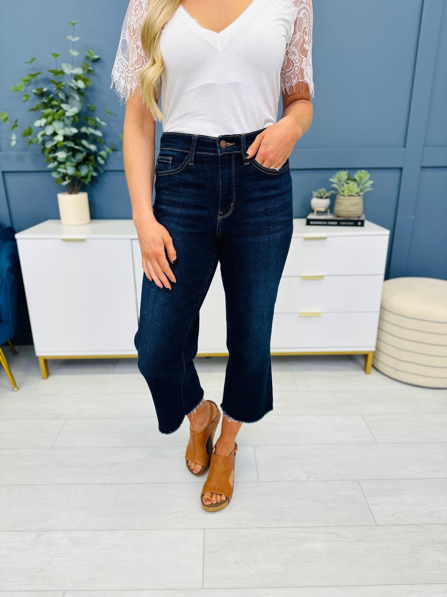 Judy Blue You Better Work It Wide Leg Jeans in Reg/Curvy