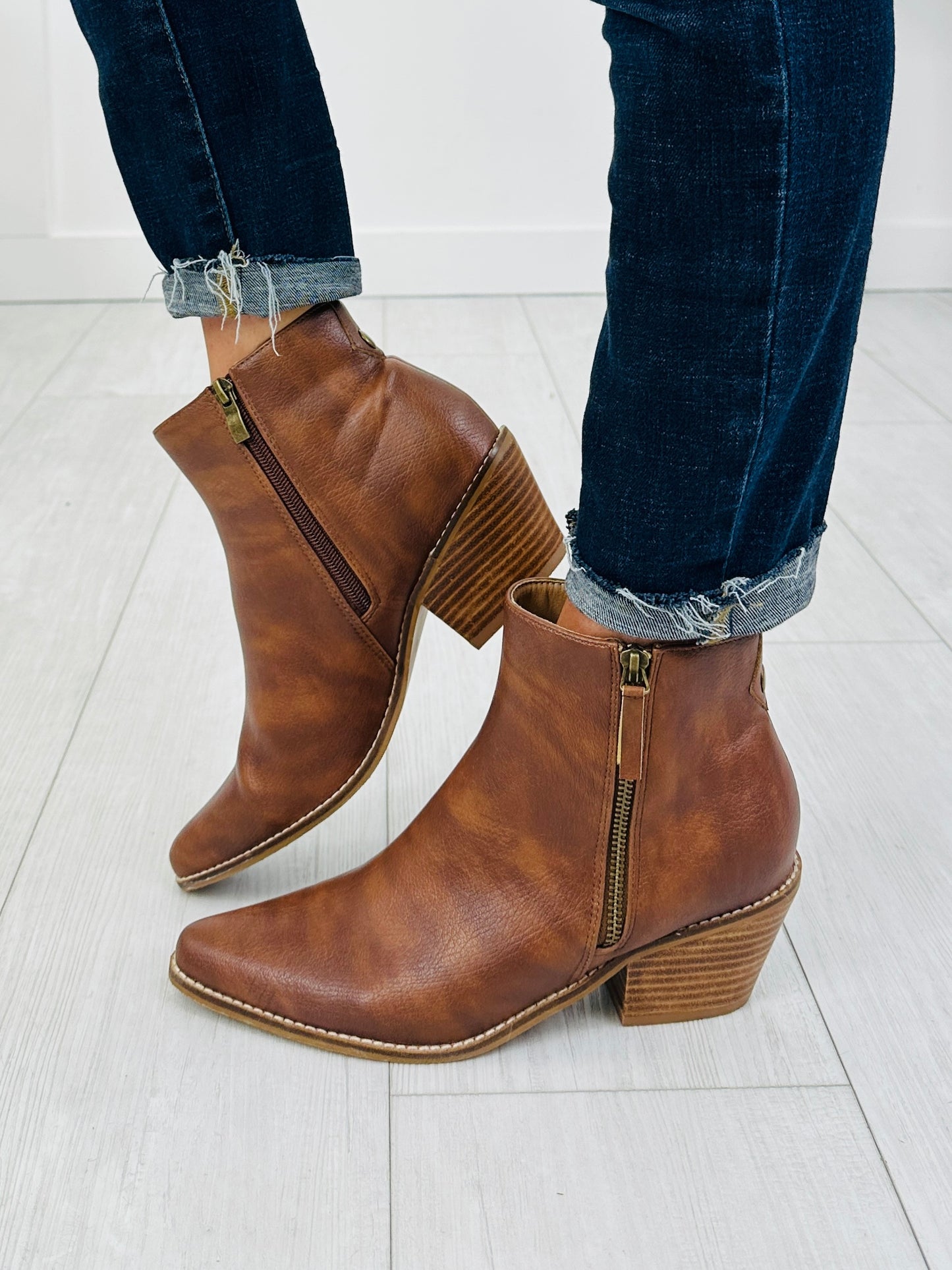 The Right On Time Boot In Cognac