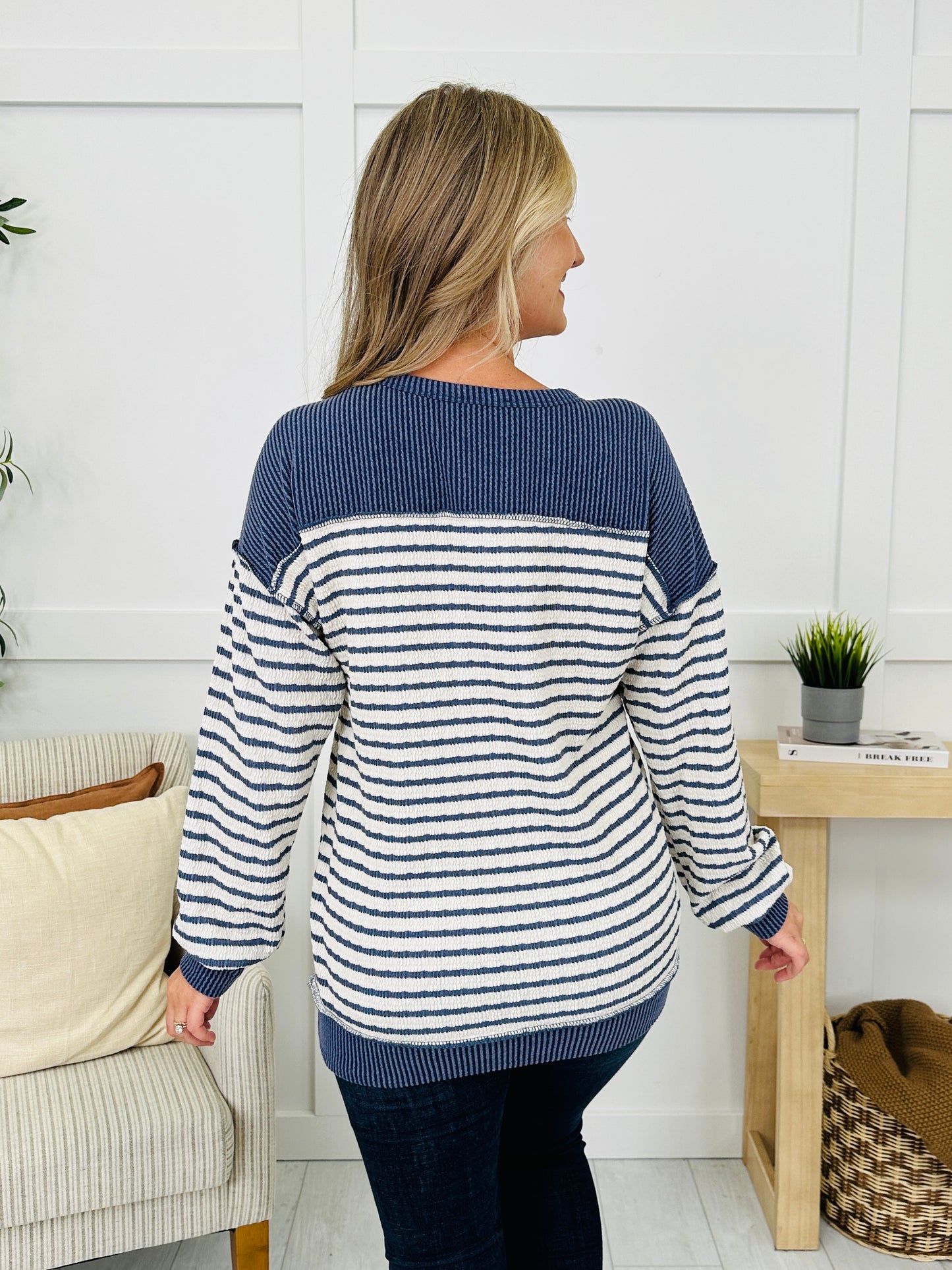 Chasing The Stillness Pullover