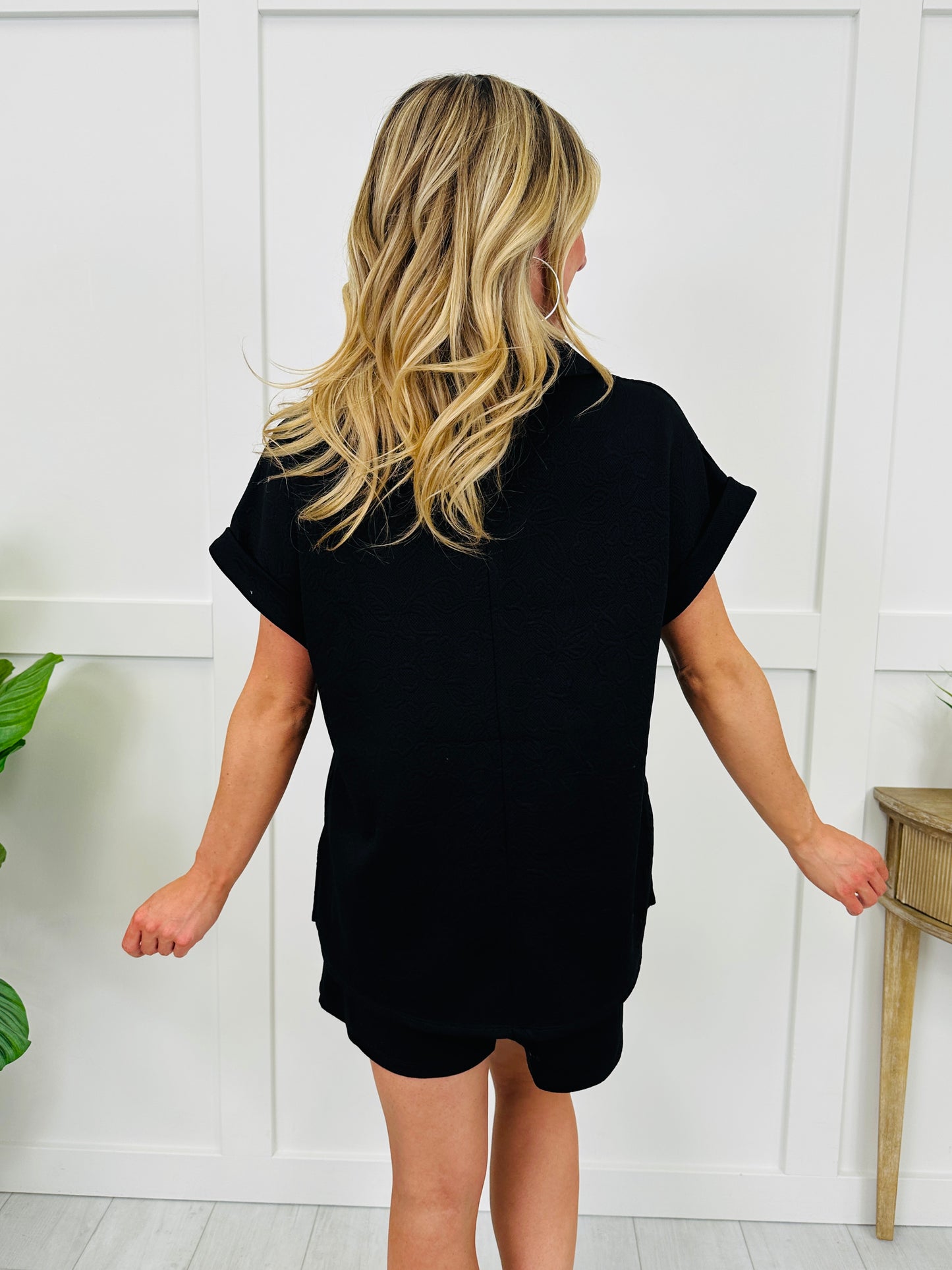 The Easy Escape Set In Multiple Colors