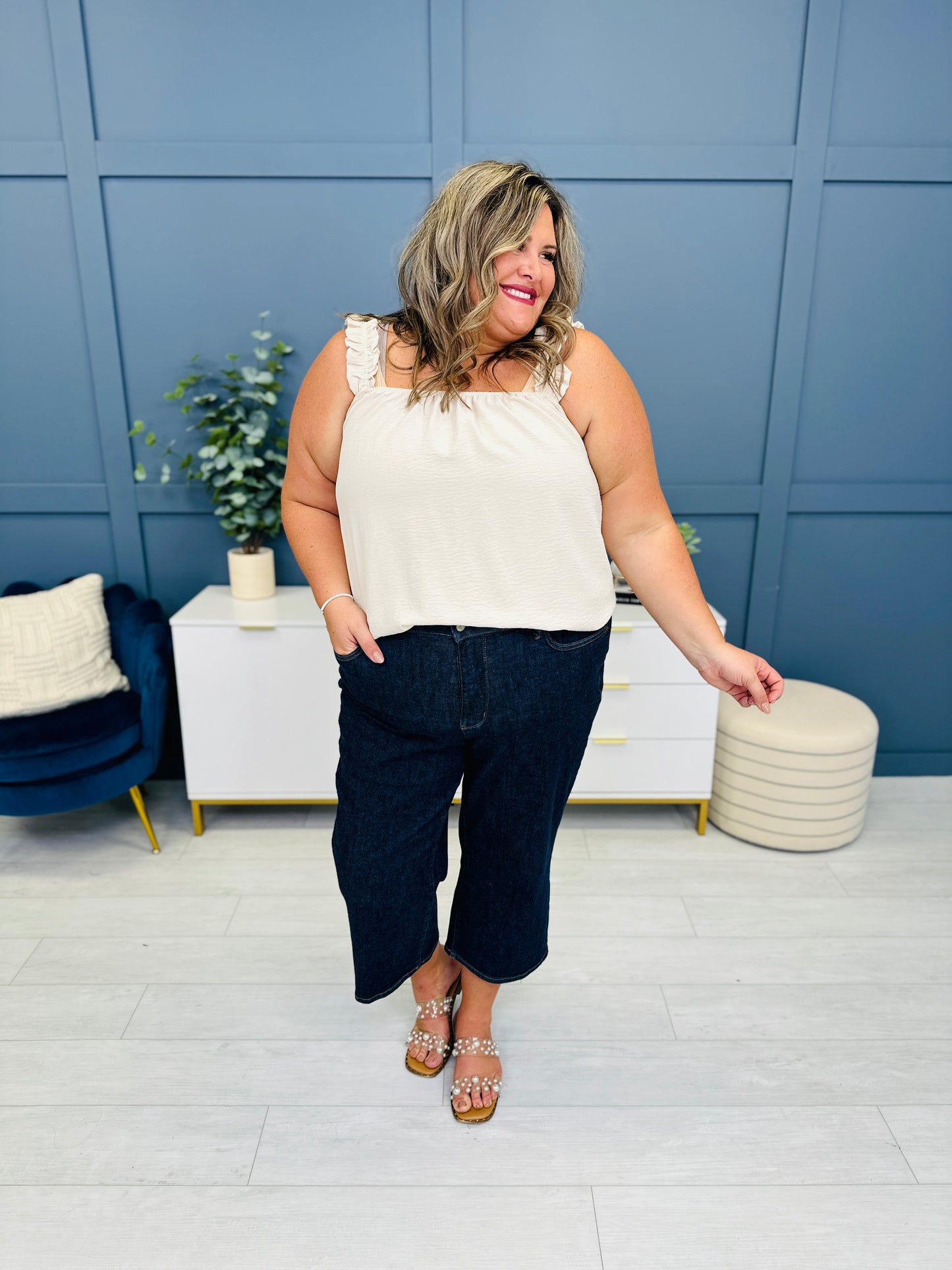 Judy Blue Tummy Control Everything You Want Wide Leg Cropped Jeans in Reg/Curvy