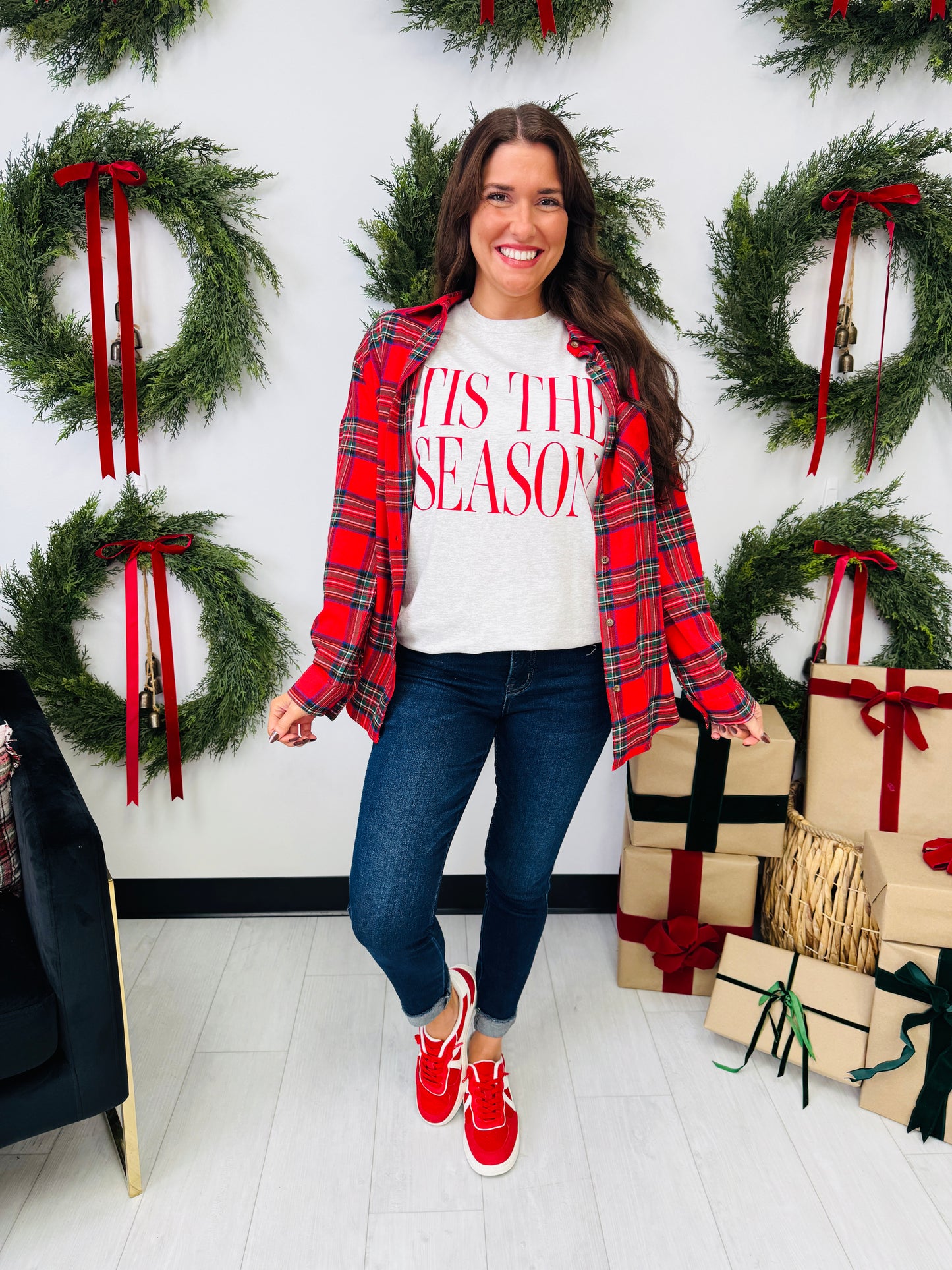 Mistletoe Moments Top