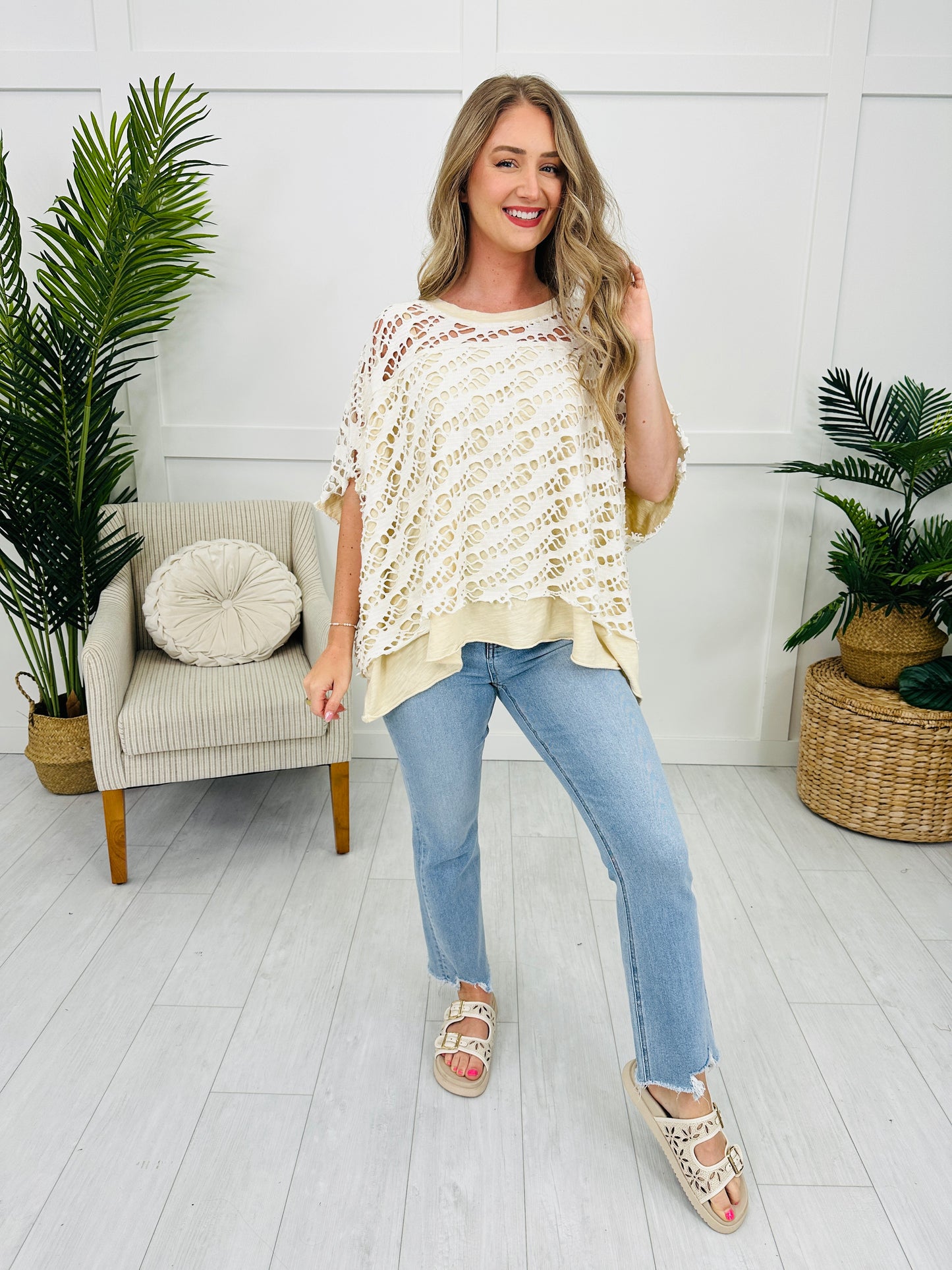 Unraveled Beauty Pullover in Cream