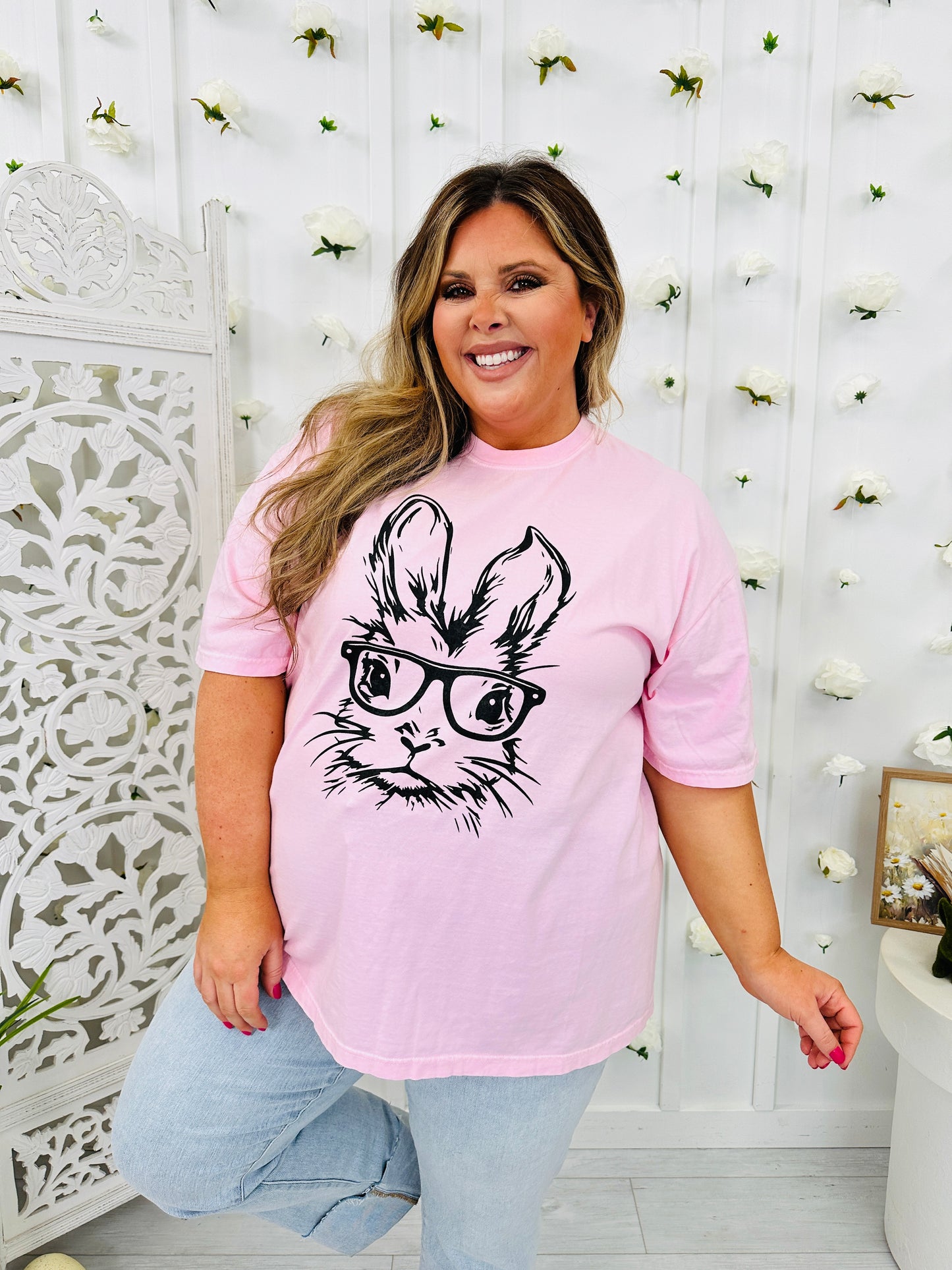 Bunny With Glasses Graphic Tee in Multiple Colors