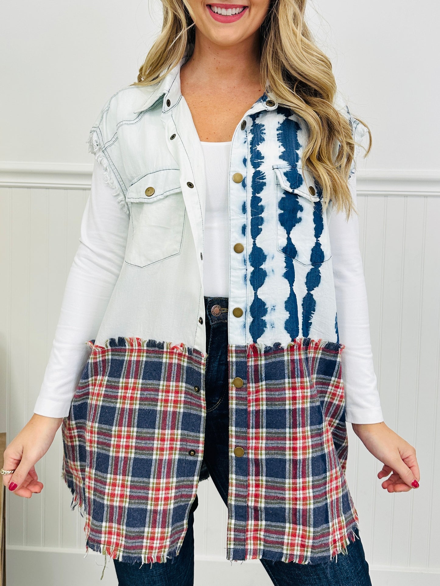 Check Me Later Vest in Navy