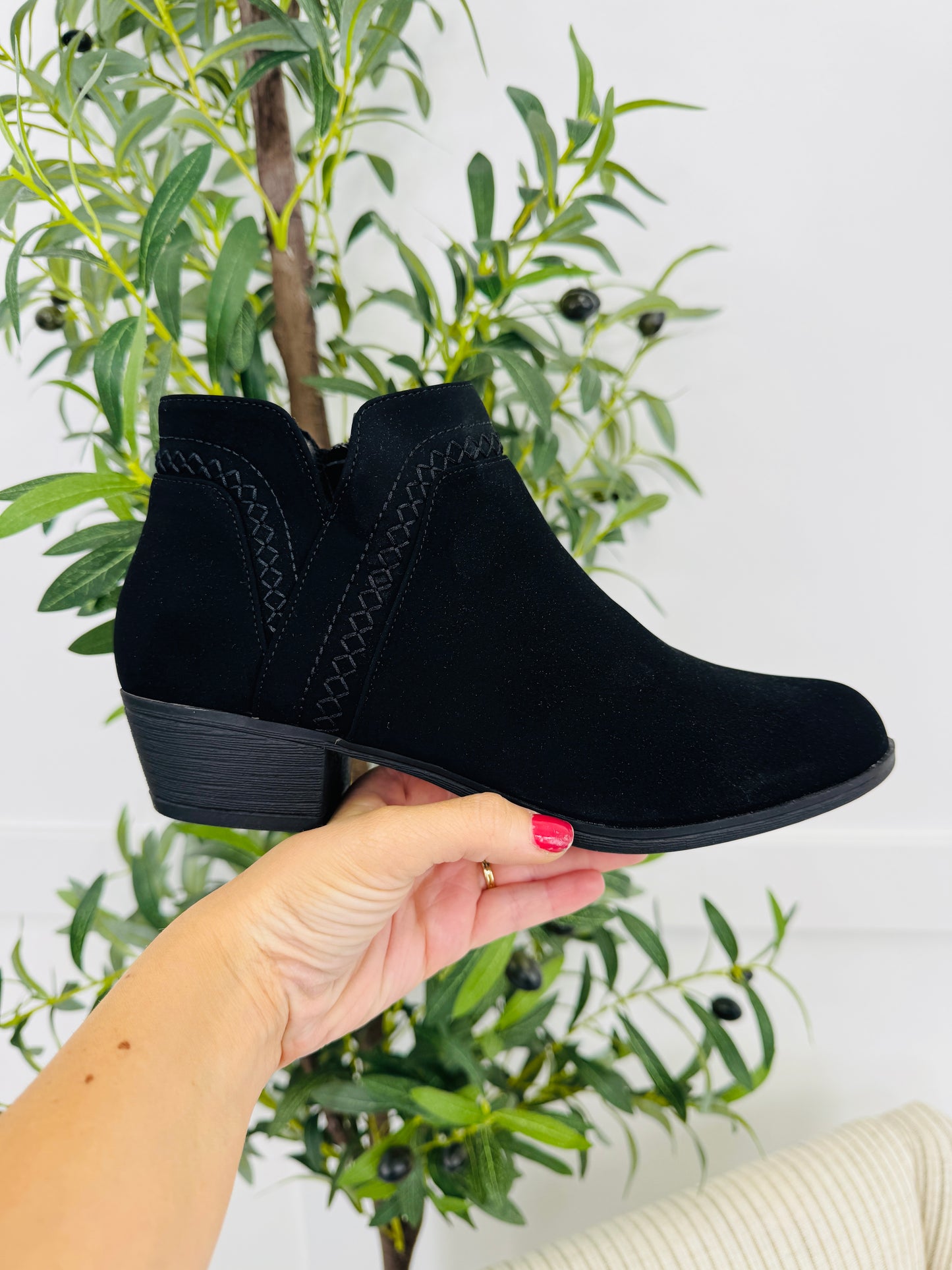 Wildwood Walk Booties in Black
