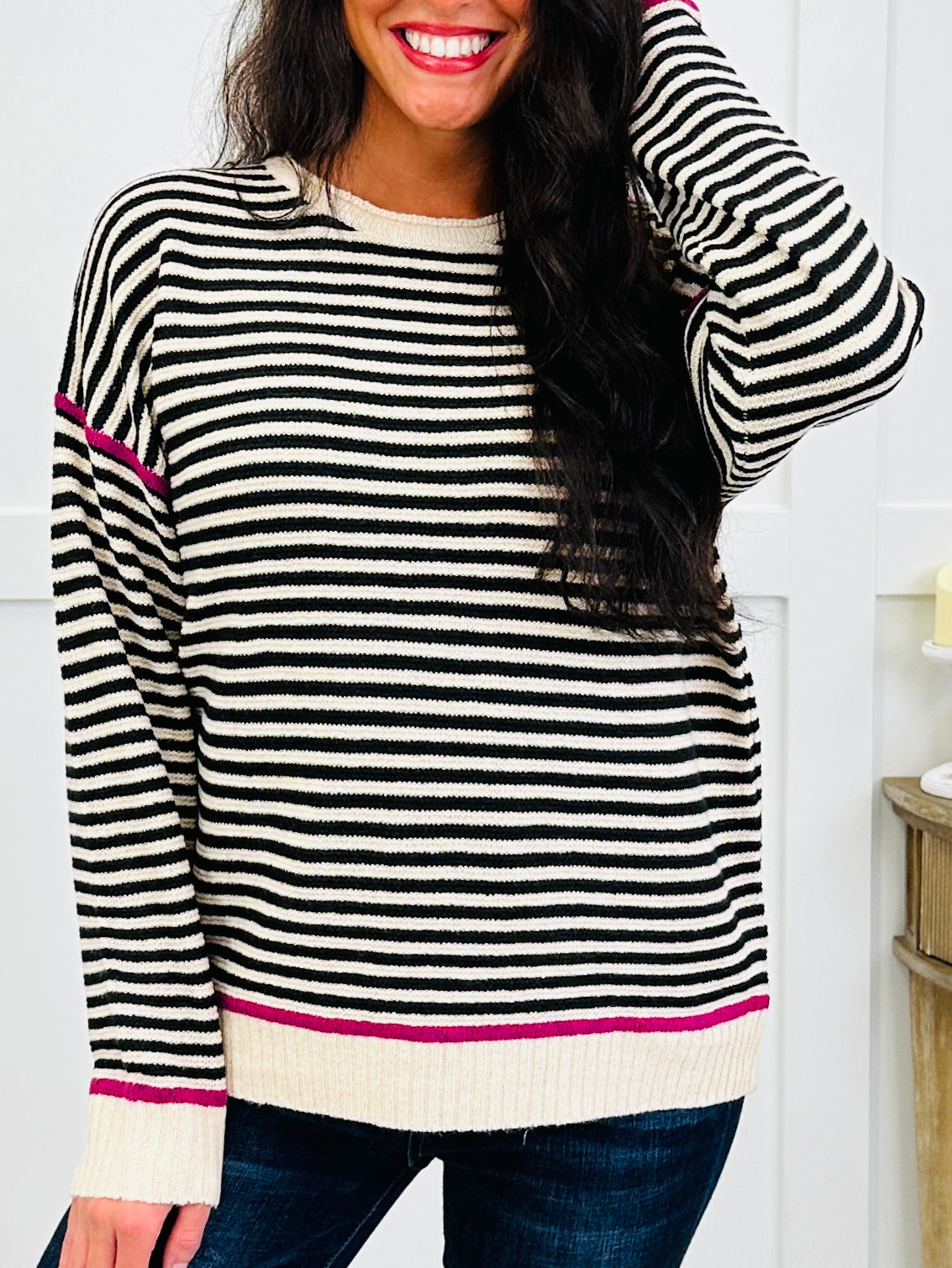 The Blackberry Lane Sweater In Black/Magenta