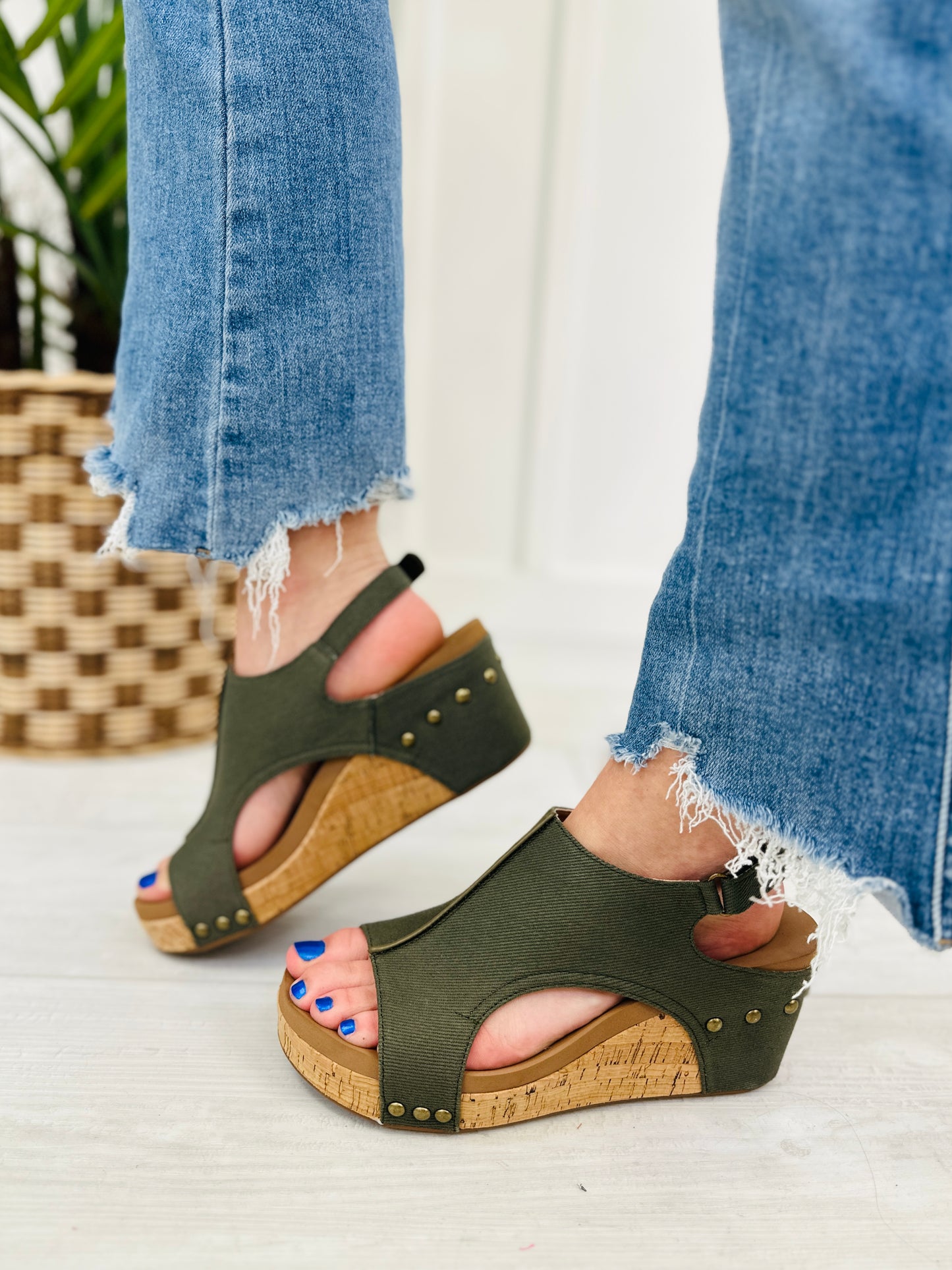 Attitude Upgrade Wedges In Dark Sage