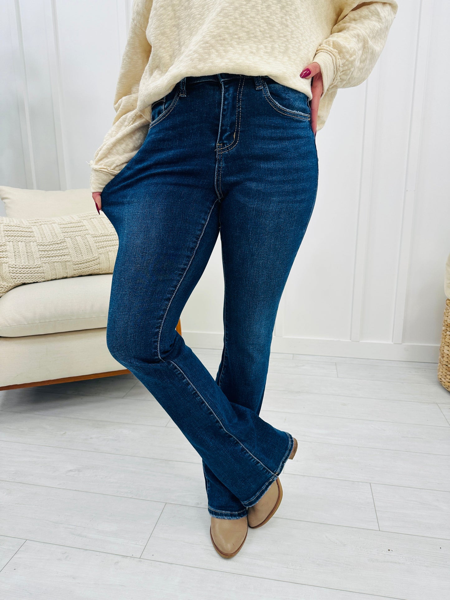 Lovervet Bootcut to the Chase Bootcut Jeans in Reg/Curvy