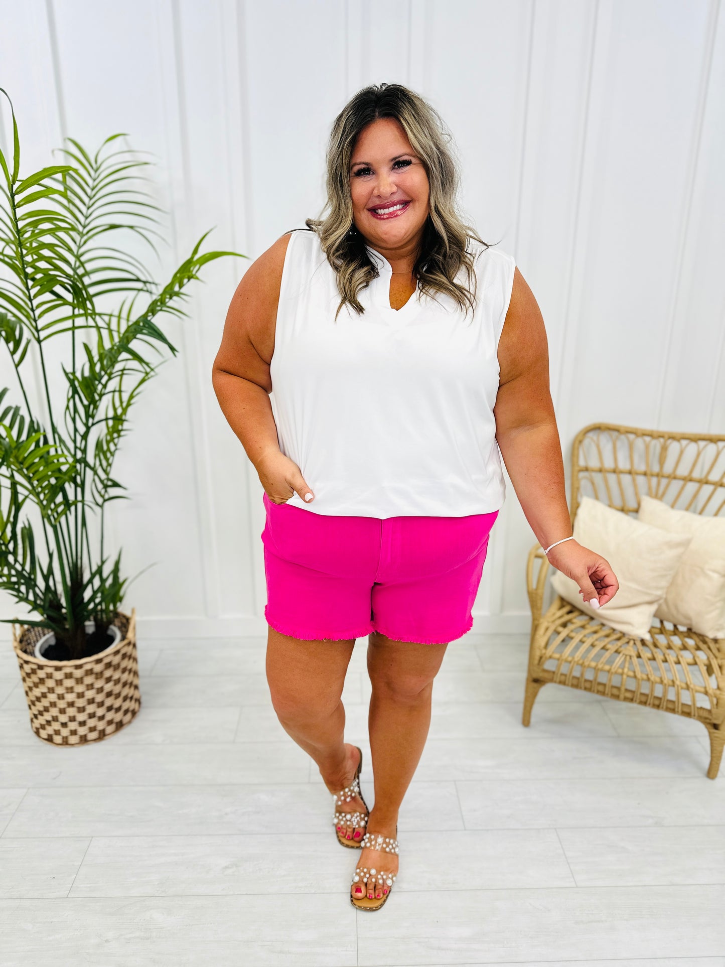 Judy Blue Perfectly Pink Midrise Shorts in Reg/Curvy