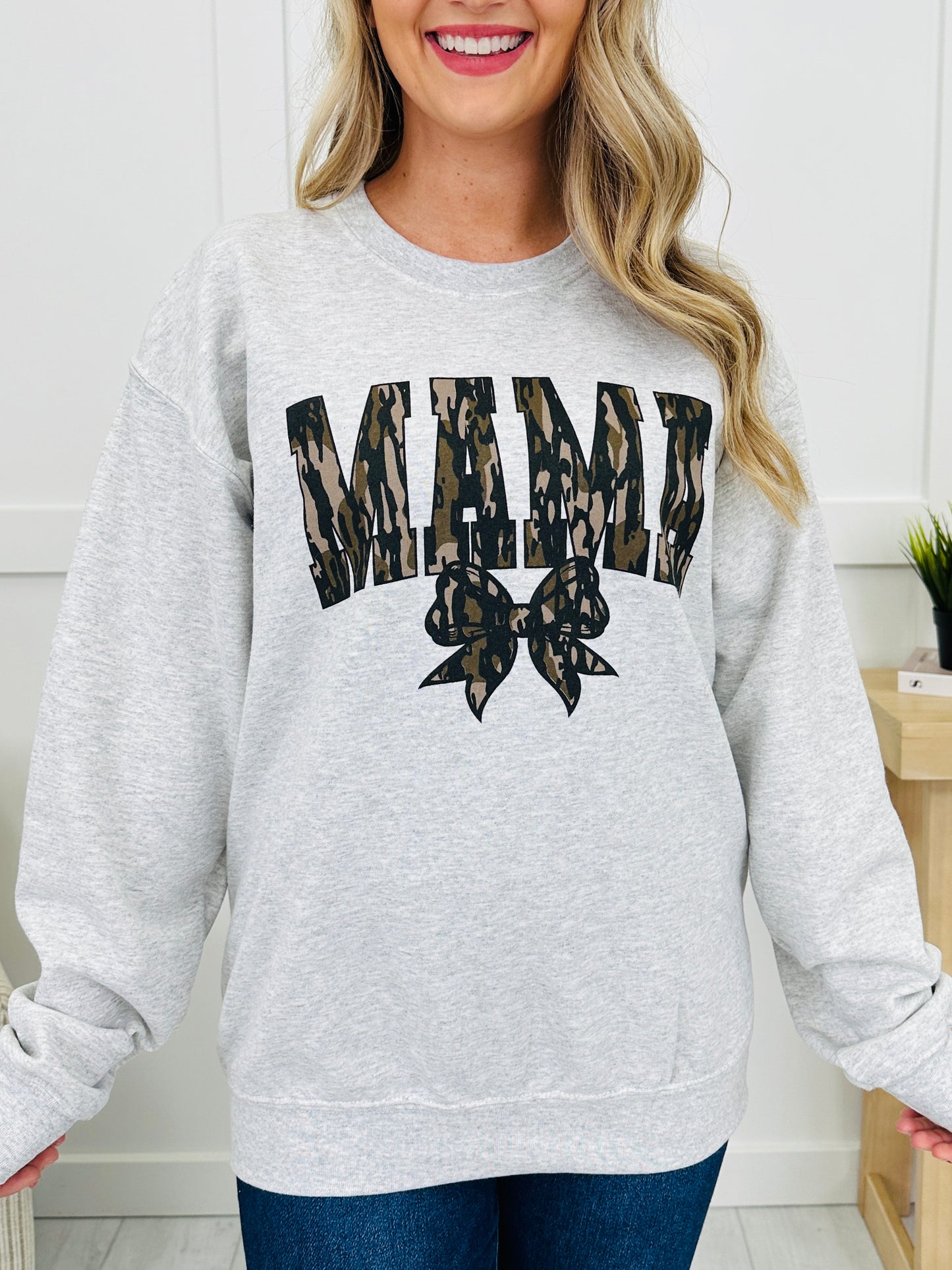 Mama Camo Graphic Crewneck Sweatshirt