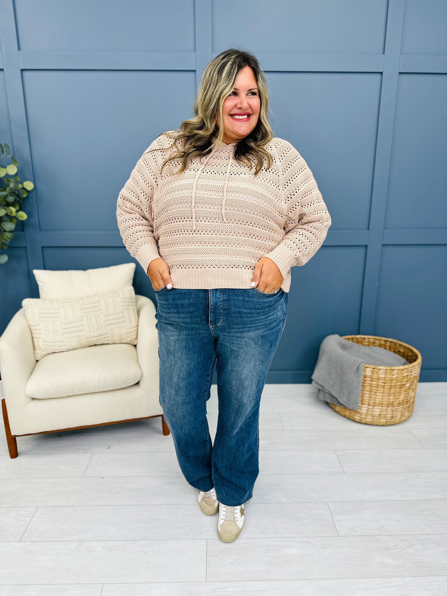 Judy Blue Worth The Wait Straight Tummy Control Jeans in Reg/Curvy