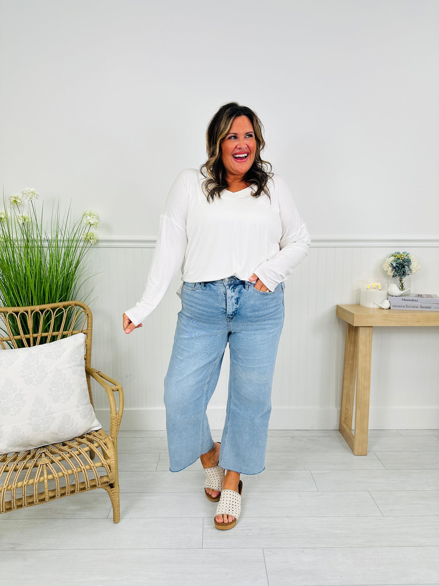 All Eyes on Me Tummy Control Wide Leg Cropped Jeans