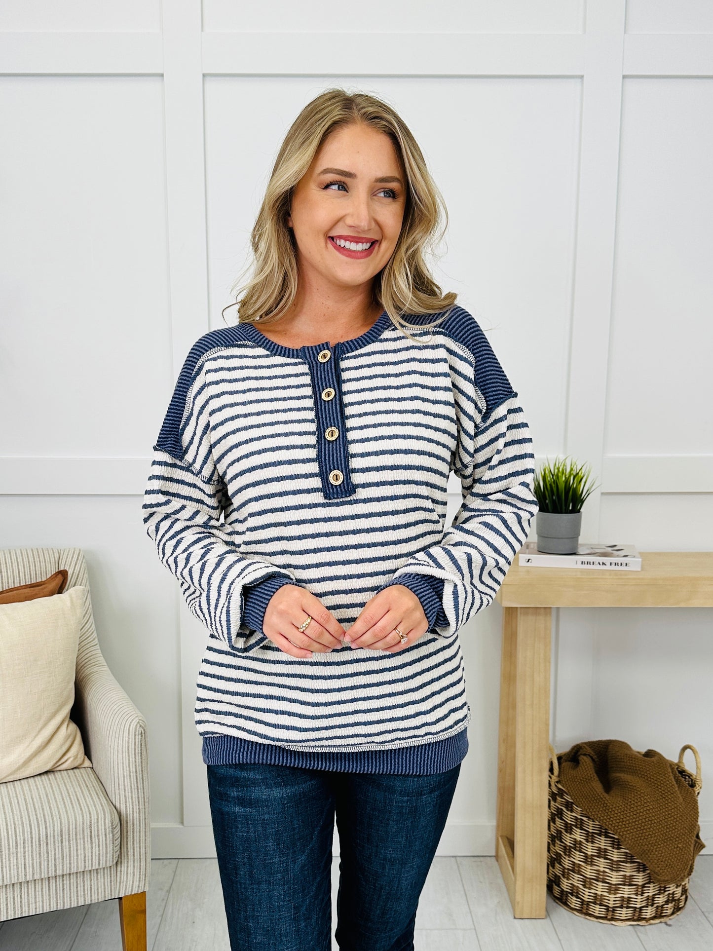 Chasing The Stillness Pullover