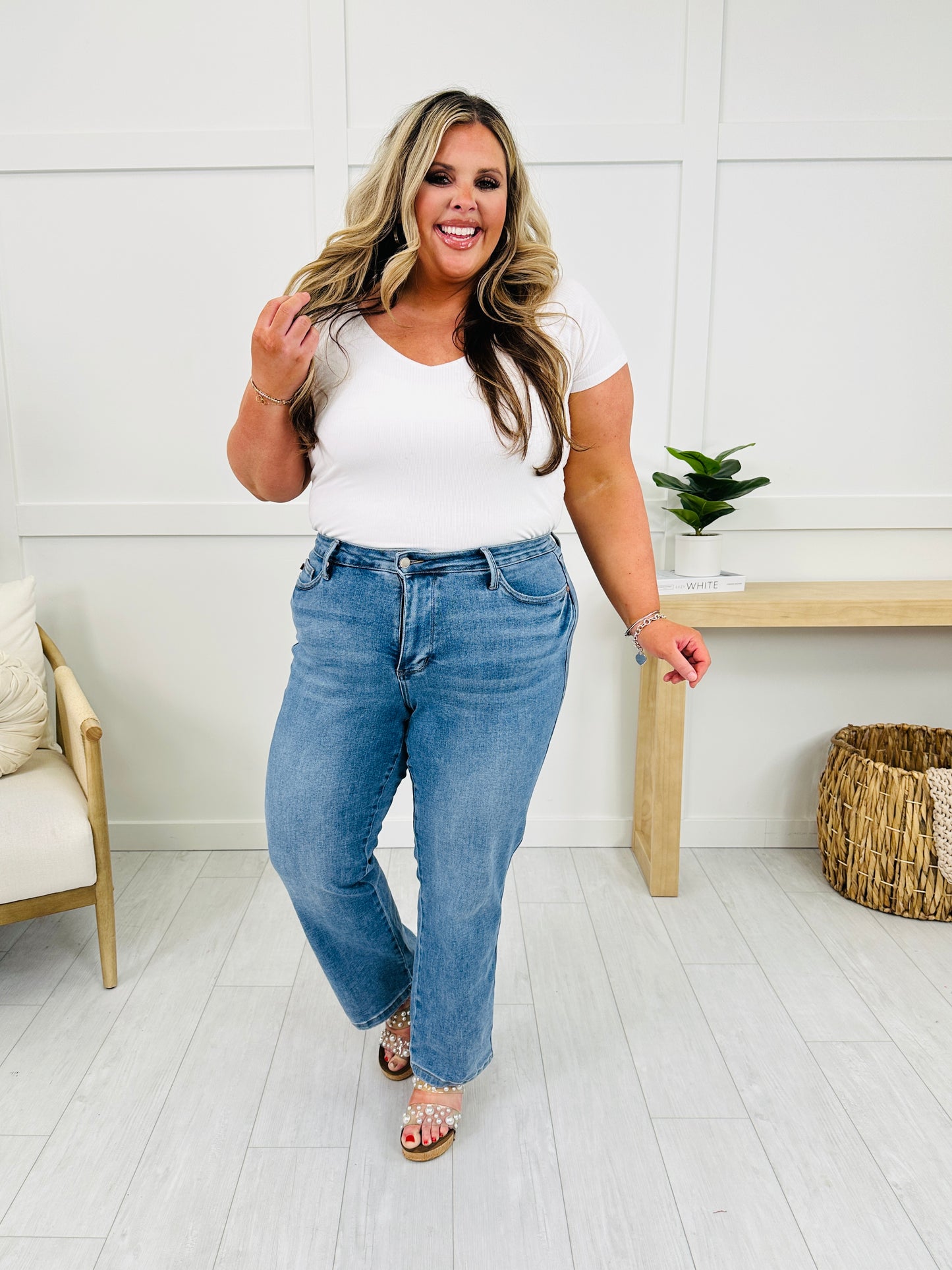 Judy Blue The Great Escape Straight Leg Jeans With Tummy Control