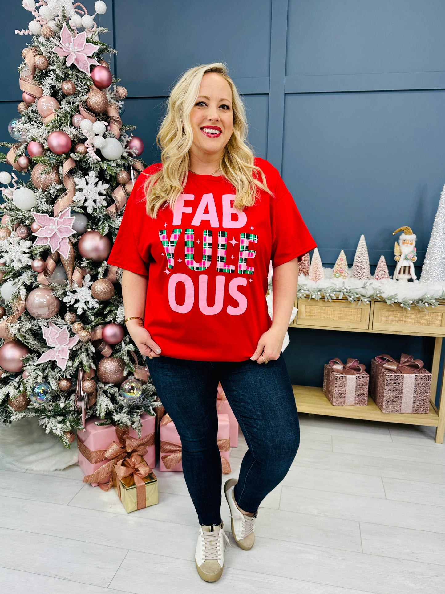 REG/CURVY Fabulously Festive Graphic Tee