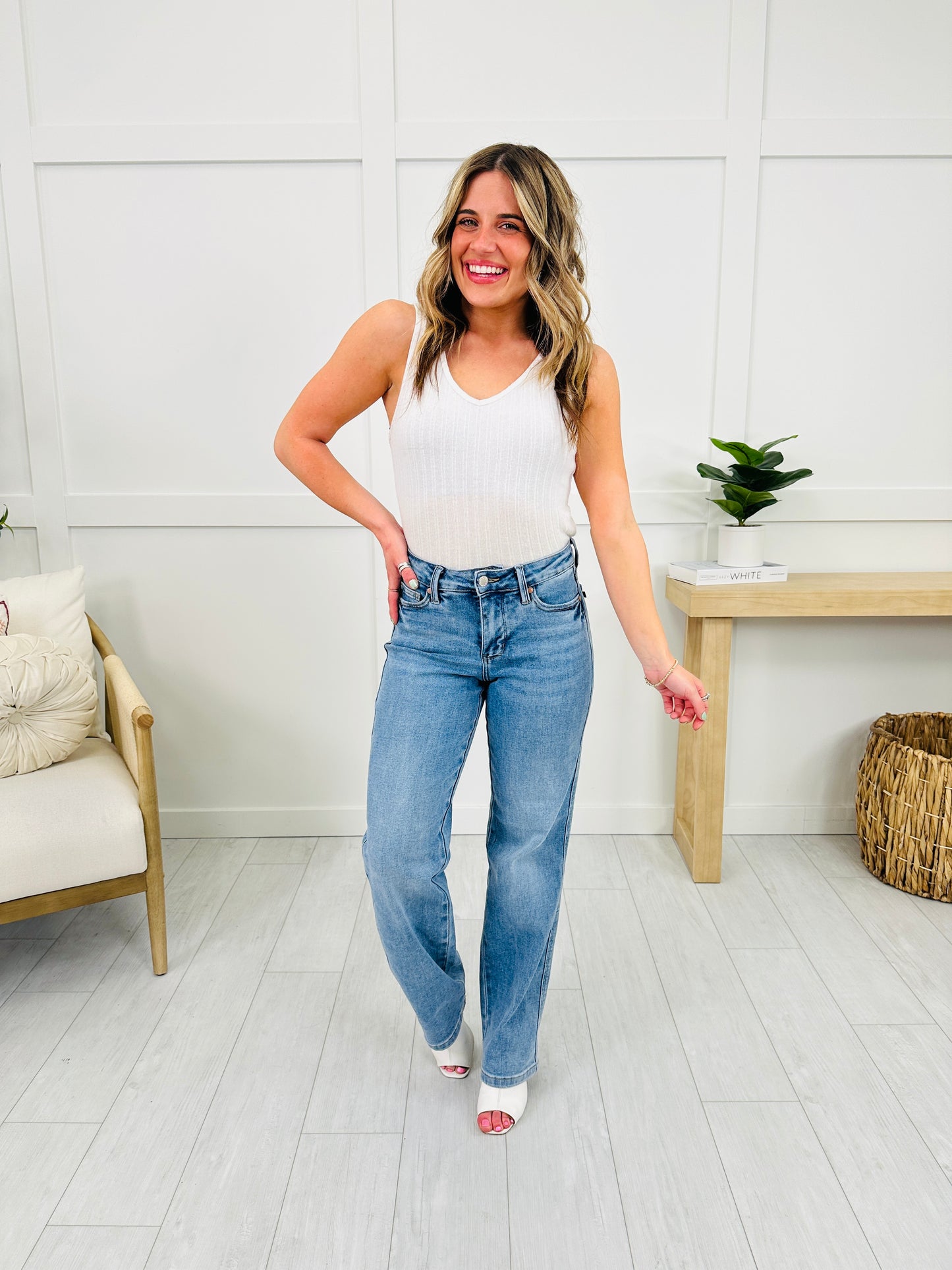 Judy Blue The Great Escape Straight Leg Jeans With Tummy Control