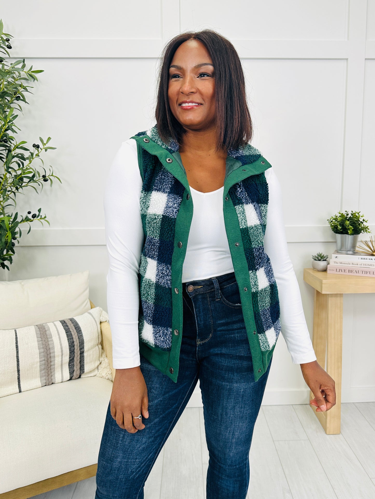 Patterned Pathway Vest in Green