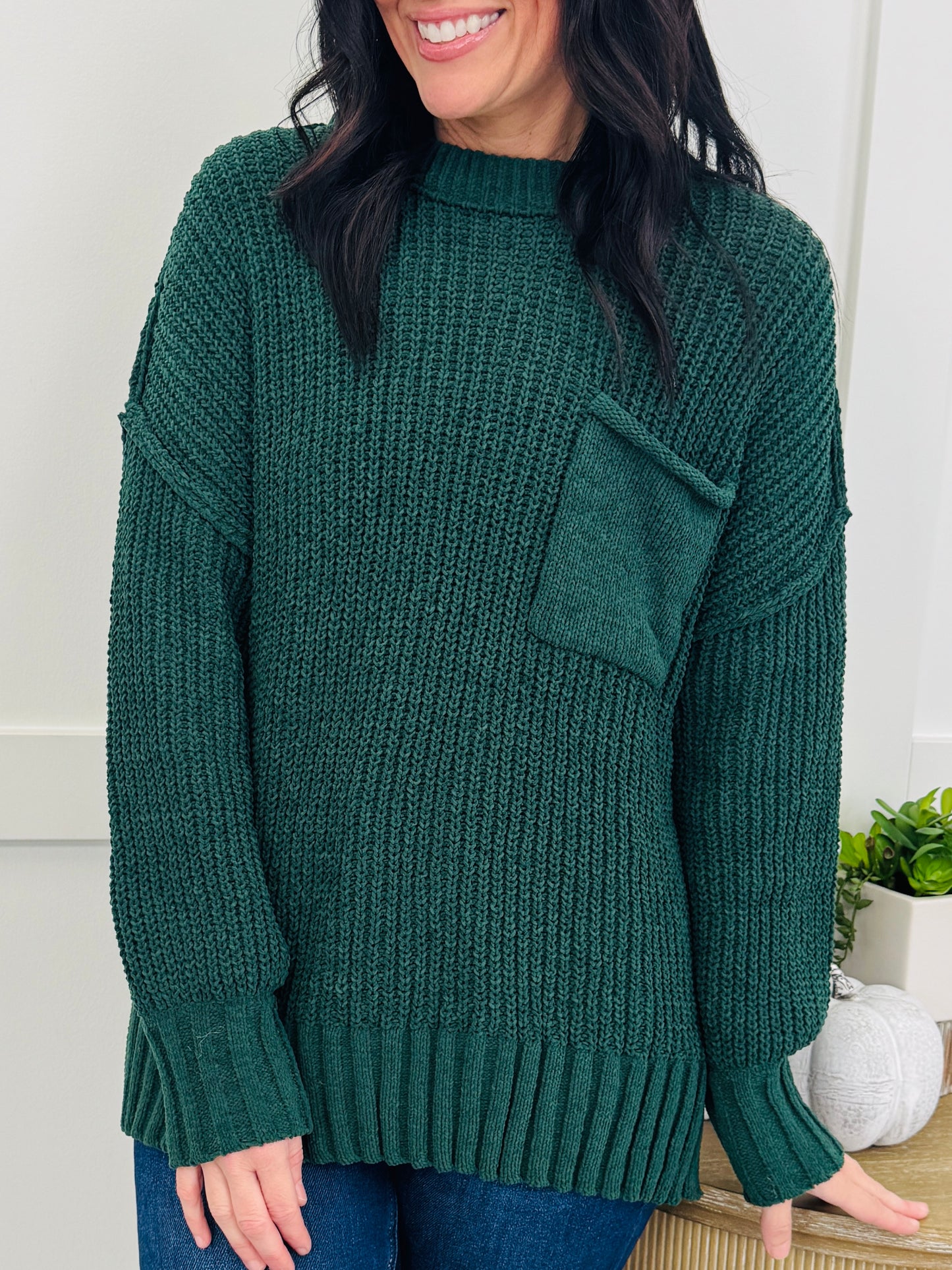 Casual Company Sweater In Forest